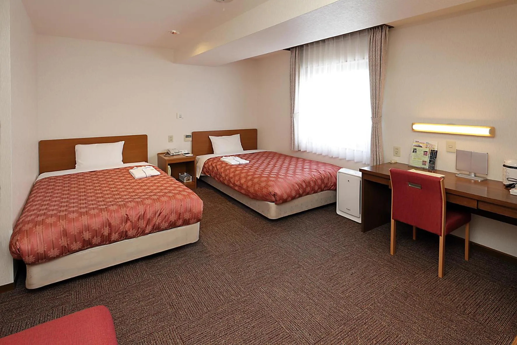 Photo of the whole room, Bed in Kumegawa Wing Hotel