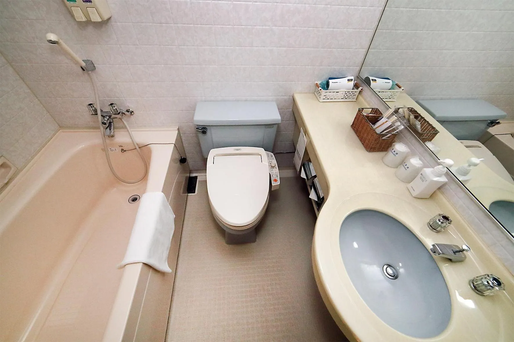 Bathroom in Kumegawa Wing Hotel