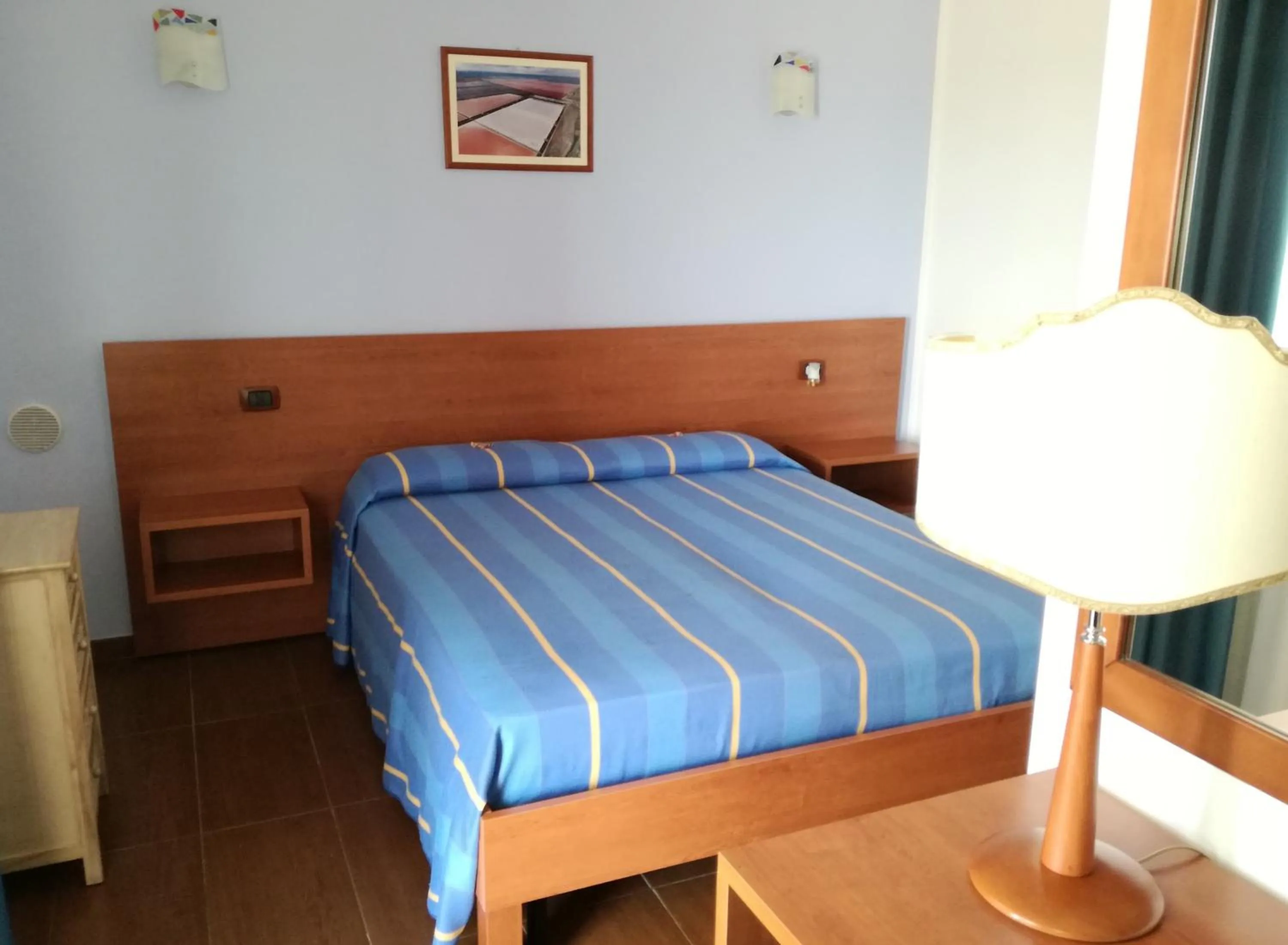 TV and multimedia, Bed in Residence Bandiera Gialla