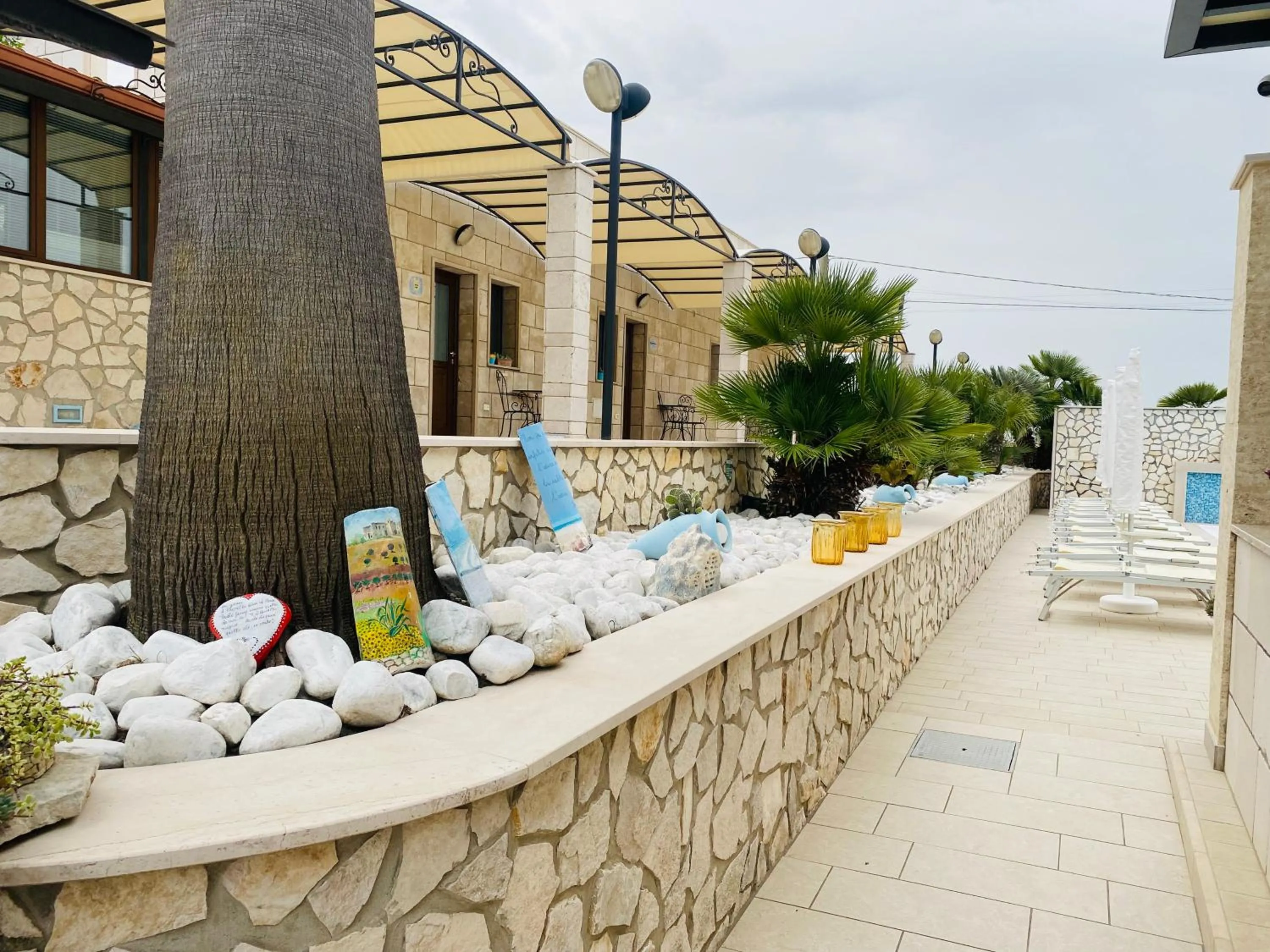 Swimming pool in Residence Bandiera Gialla