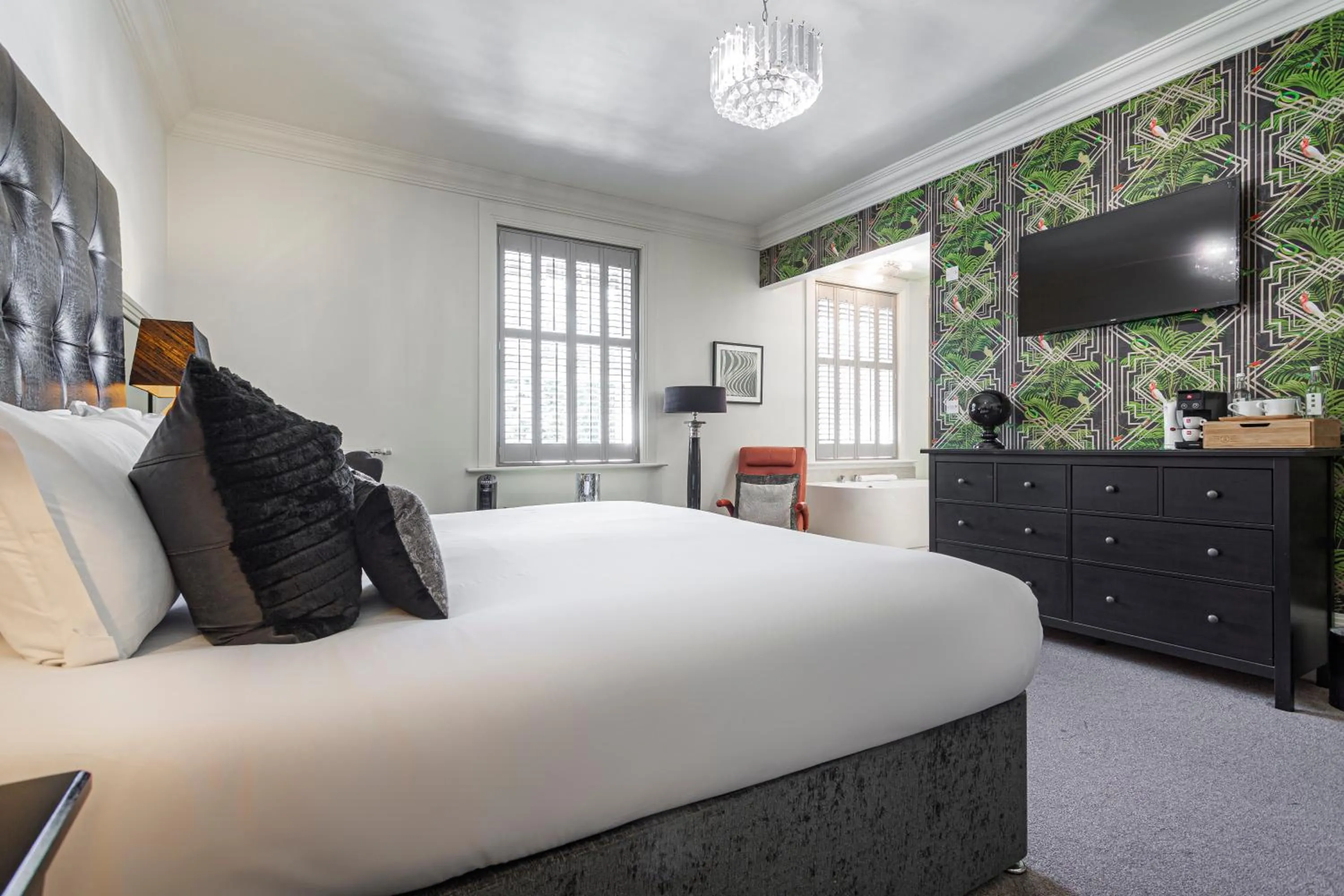 Bed in Forest Park Country Hotel & Inn, Brockenhurst, New Forest, Hampshire - The Coaching Inn Group