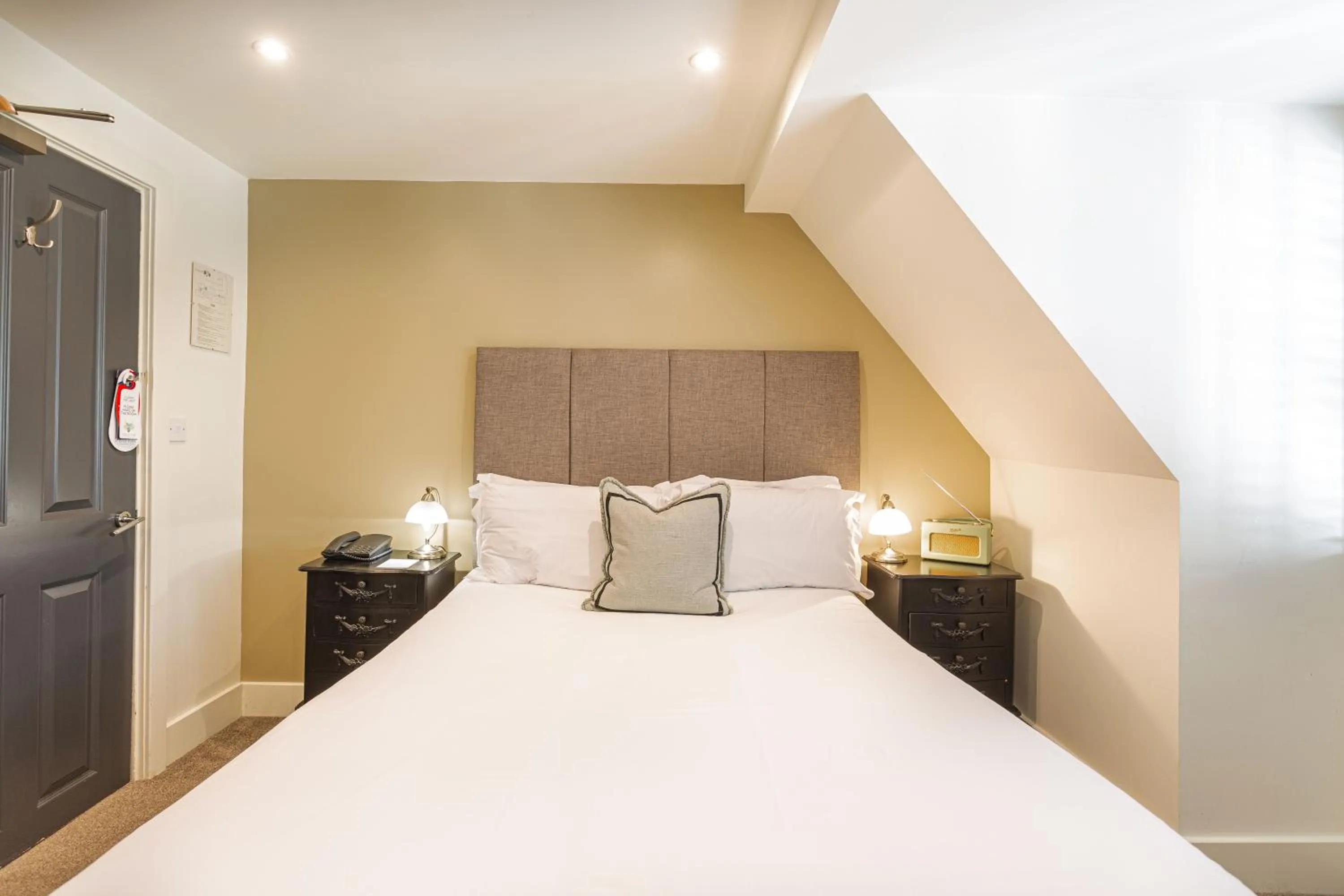 Bed in Forest Park Country Hotel & Inn, Brockenhurst, New Forest, Hampshire - The Coaching Inn Group