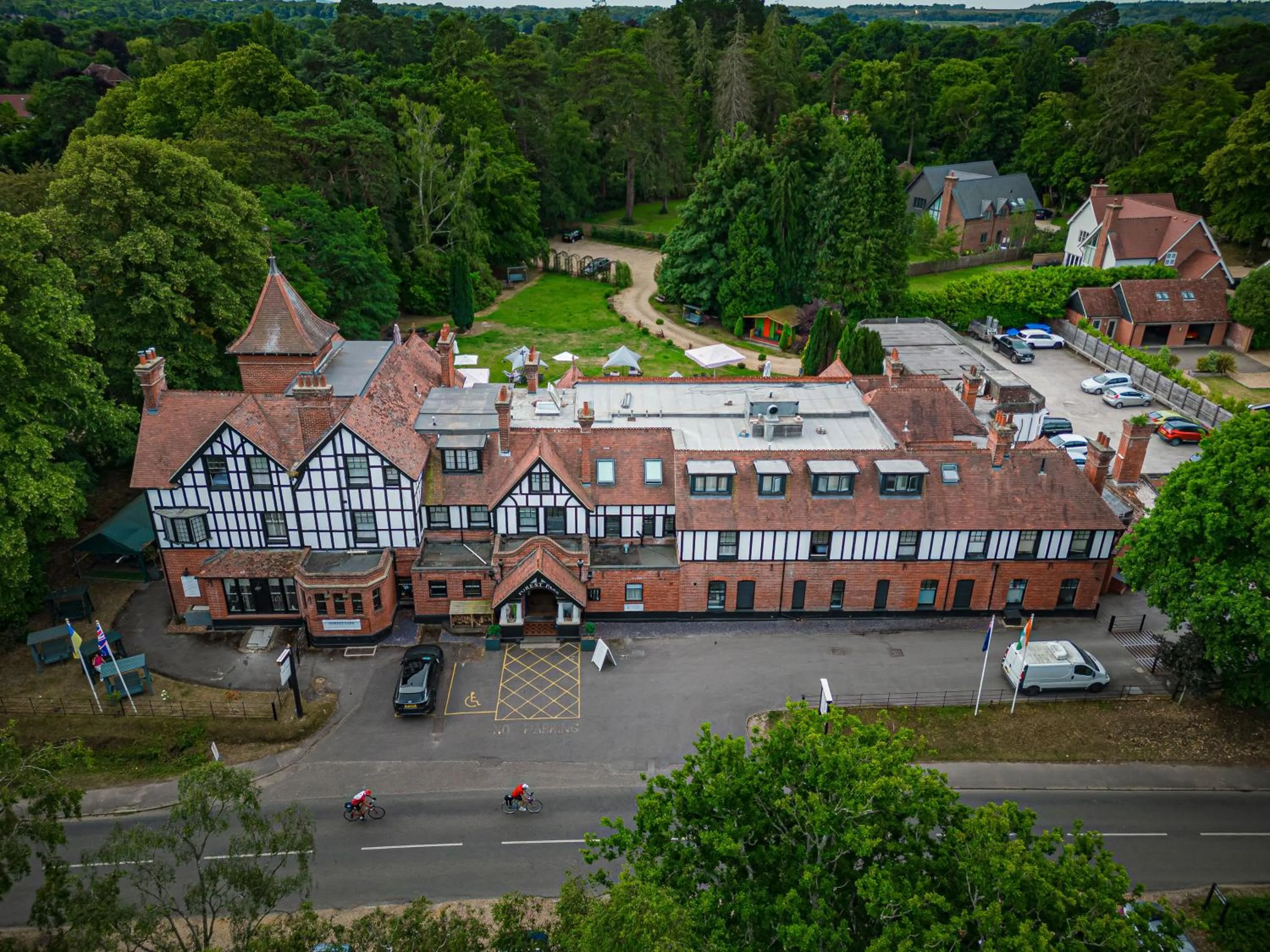 Property building in Forest Park Country Hotel & Inn, Brockenhurst, New Forest, Hampshire - The Coaching Inn Group