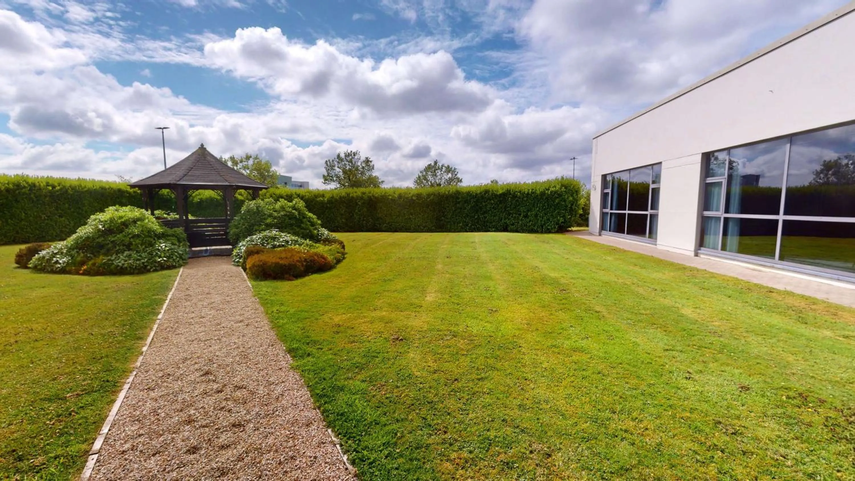 Property building in Radisson Blu Hotel Dublin Airport