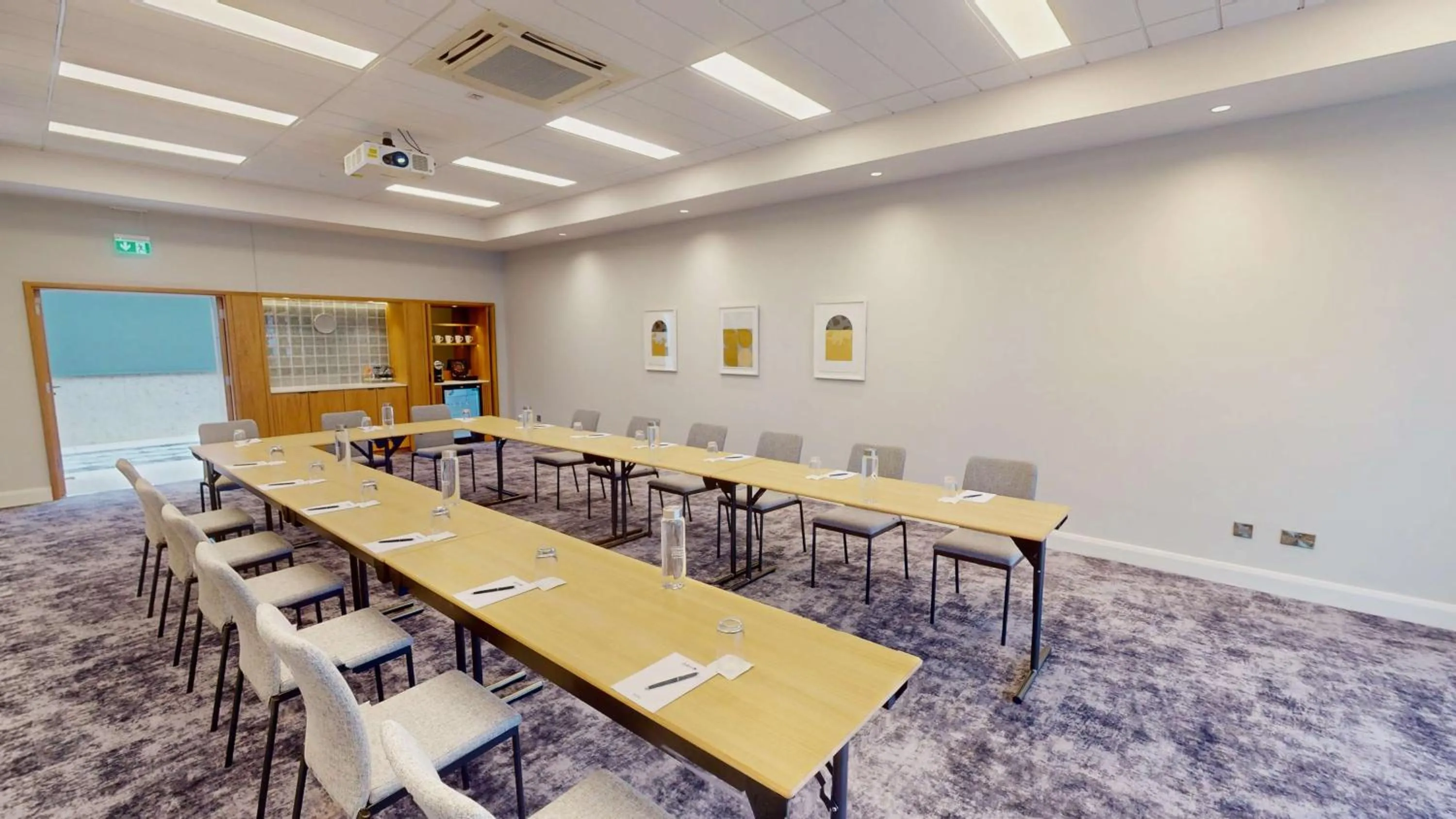 Meeting/conference room in Radisson Blu Hotel Dublin Airport