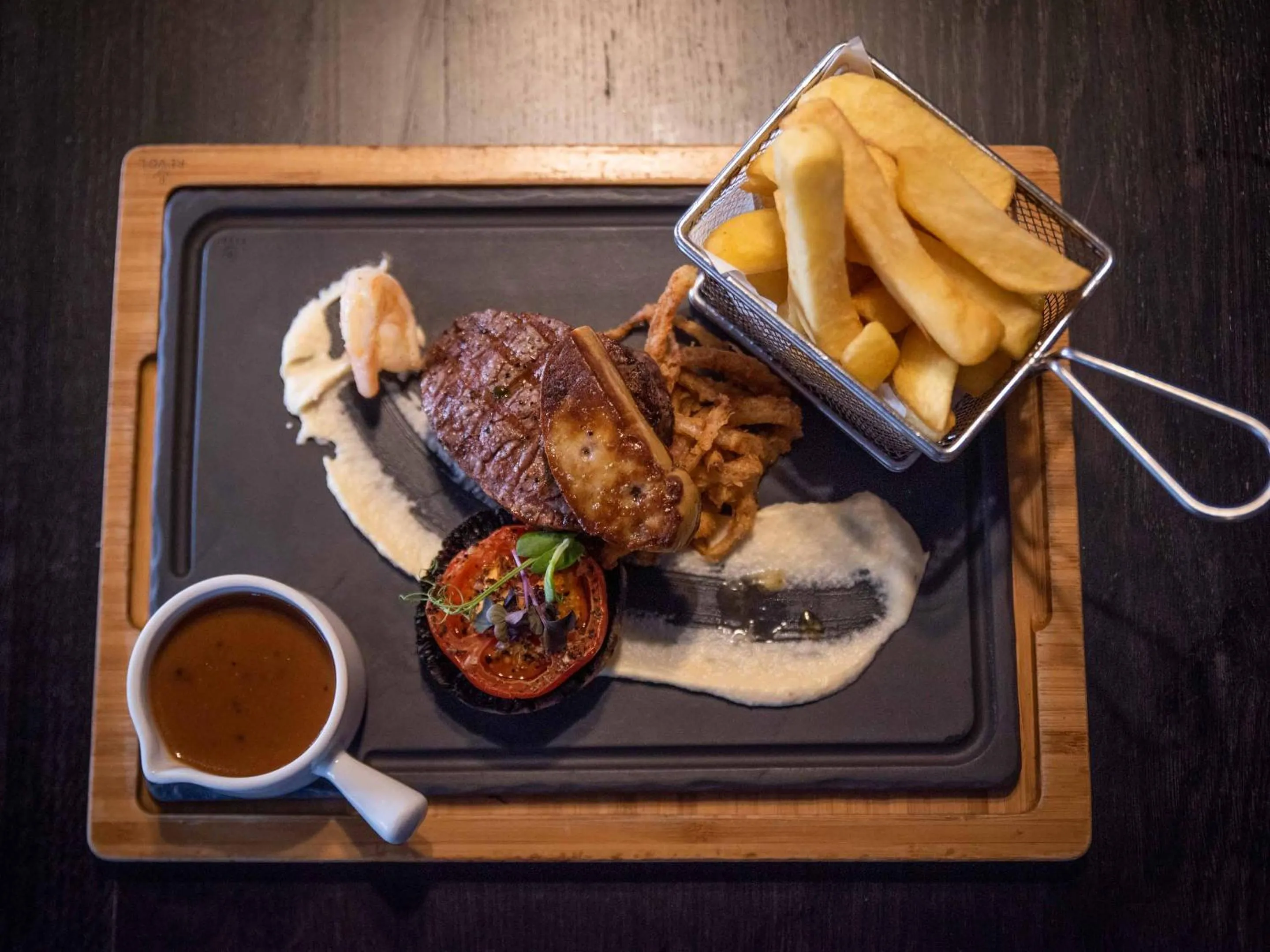 Restaurant/places to eat in Midlands Park Hotel