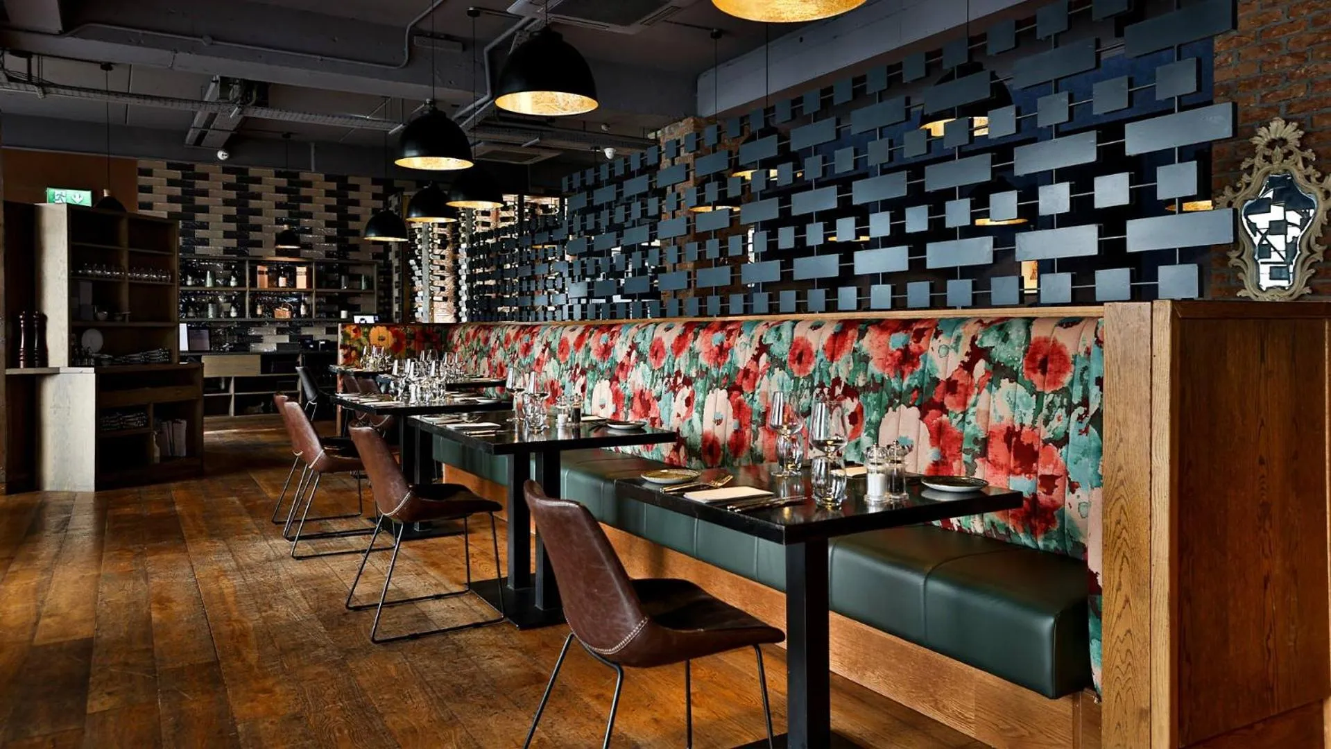 Restaurant/places to eat in Midlands Park Hotel