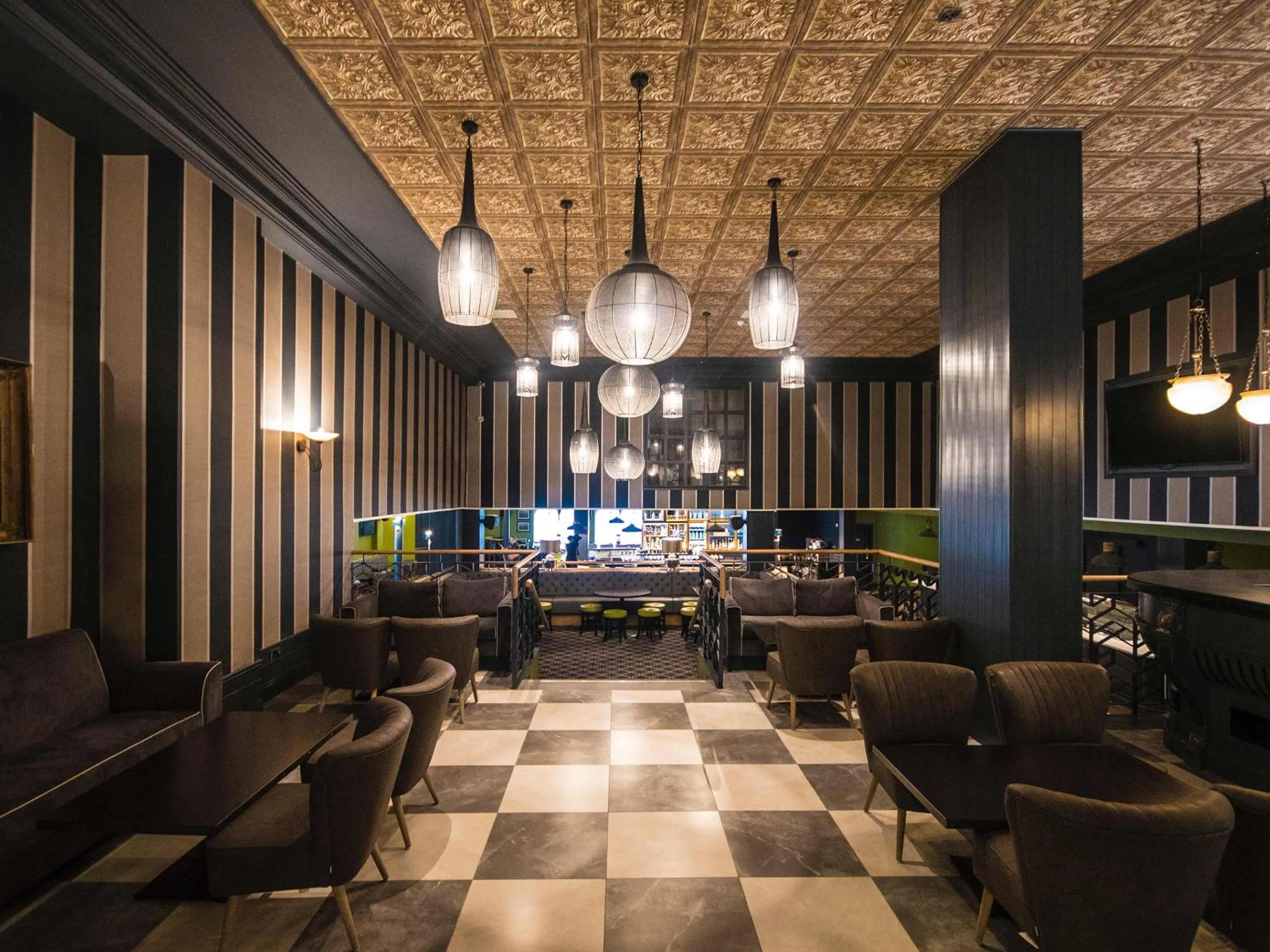 Lounge or bar in Midlands Park Hotel