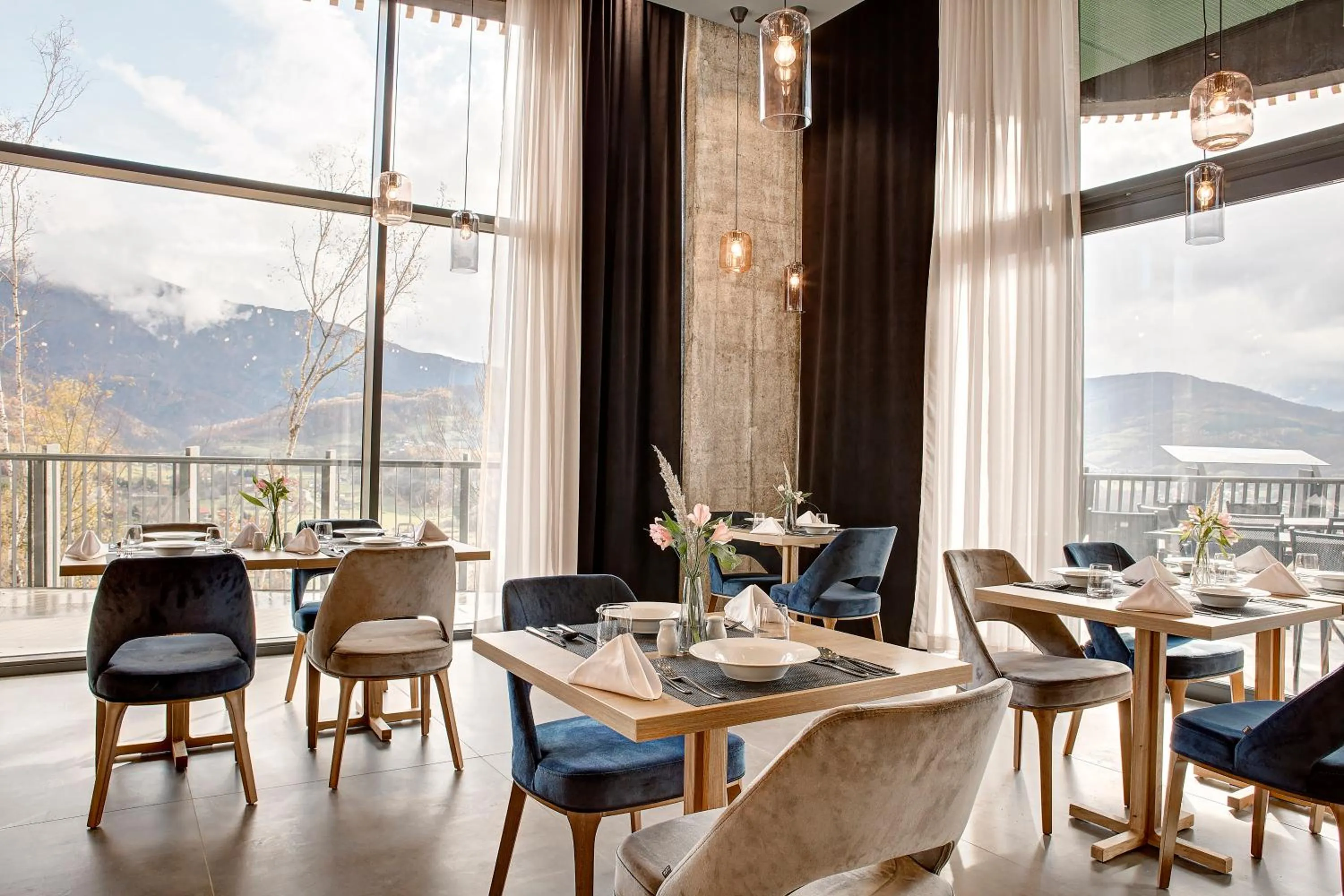 Restaurant/places to eat in Tarcin Forest Resort & Spa Sarajevo - MGallery Collection