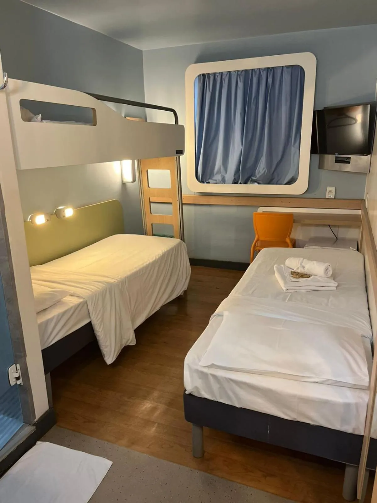 Bedroom, Bed in ibis budget Sertaozinho