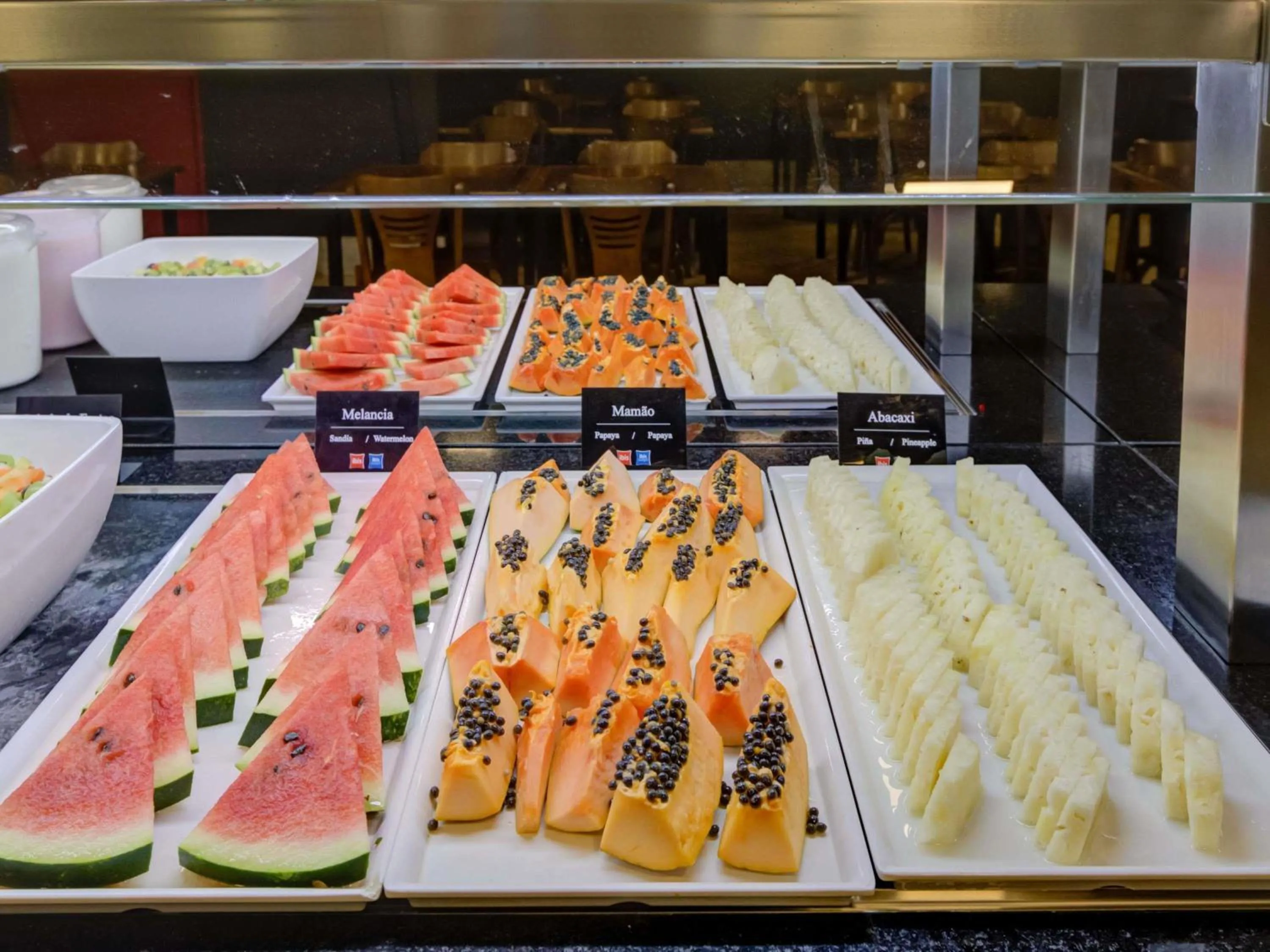 Restaurant/places to eat in ibis budget Rio de Janeiro Nova America