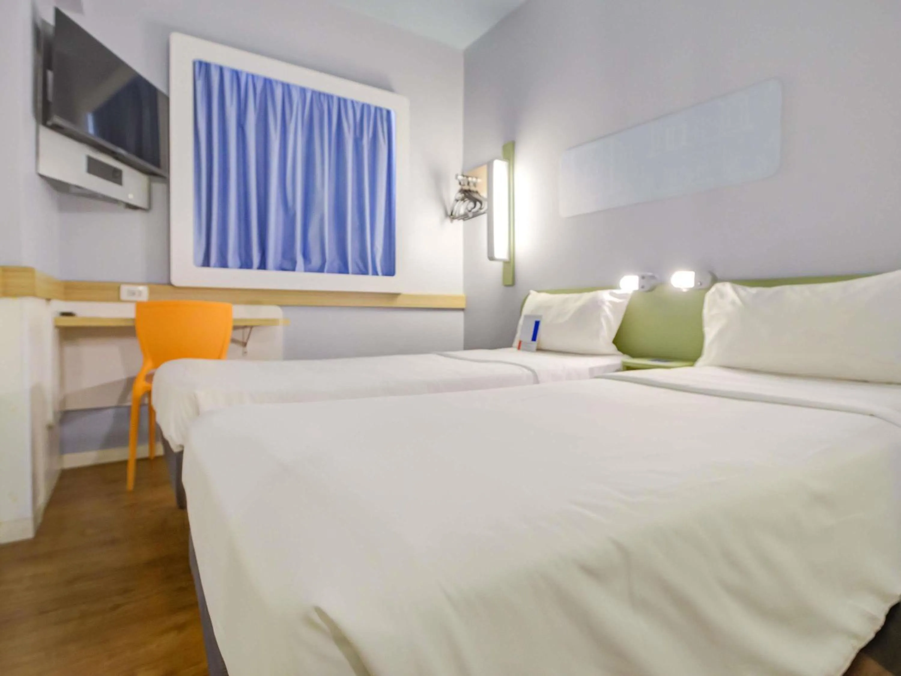 Bedroom, Bed in ibis budget Rio de Janeiro Nova America