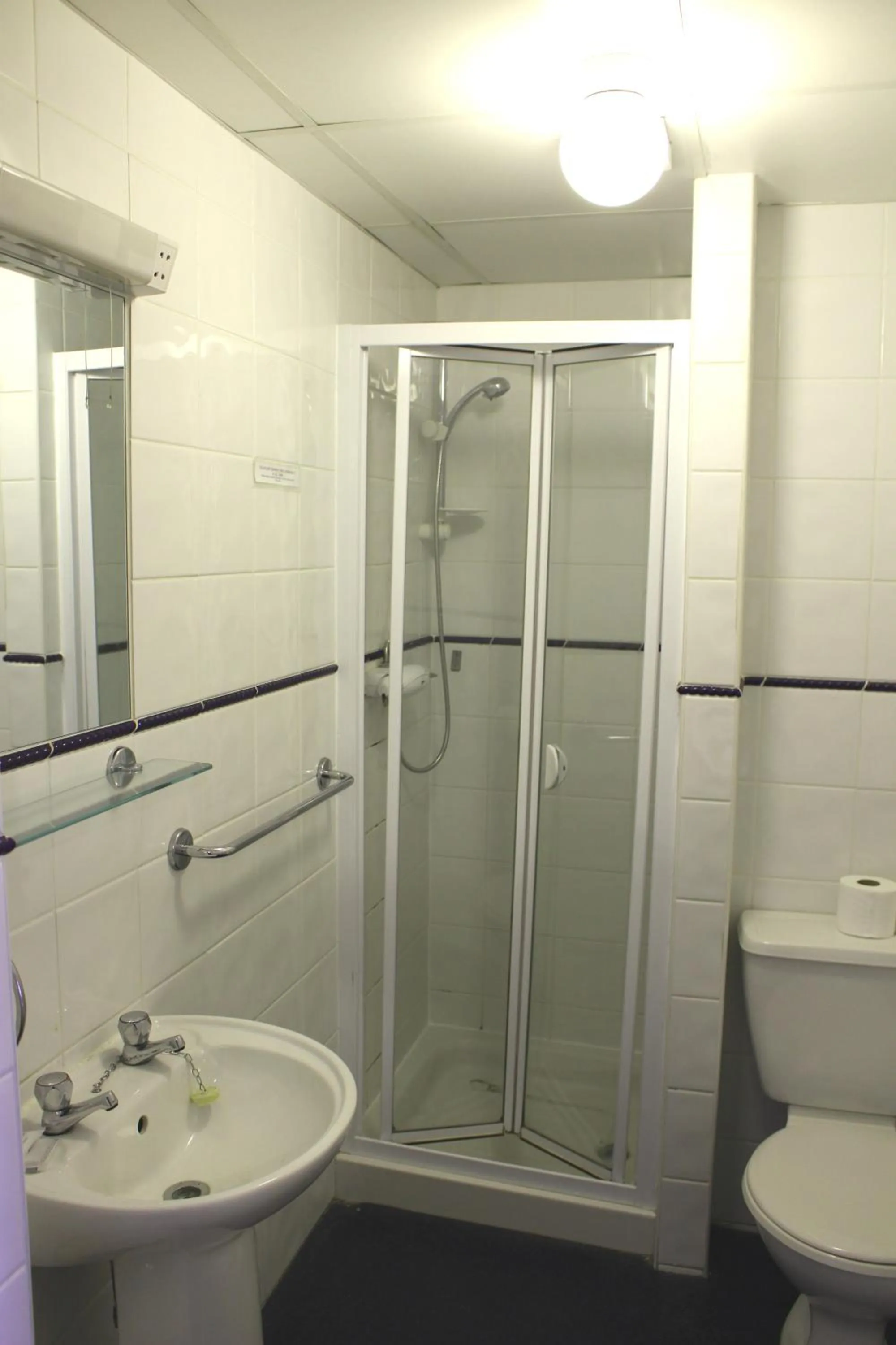 Bathroom in Calypso hotel Blackpool