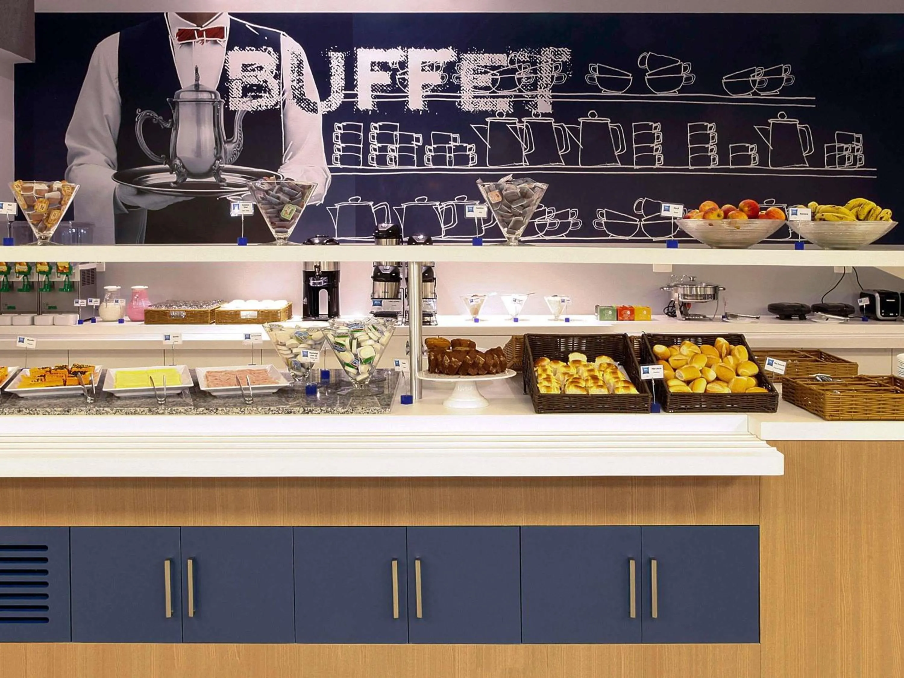 Restaurant/places to eat in ibis budget BH Afonso Pena Savassi