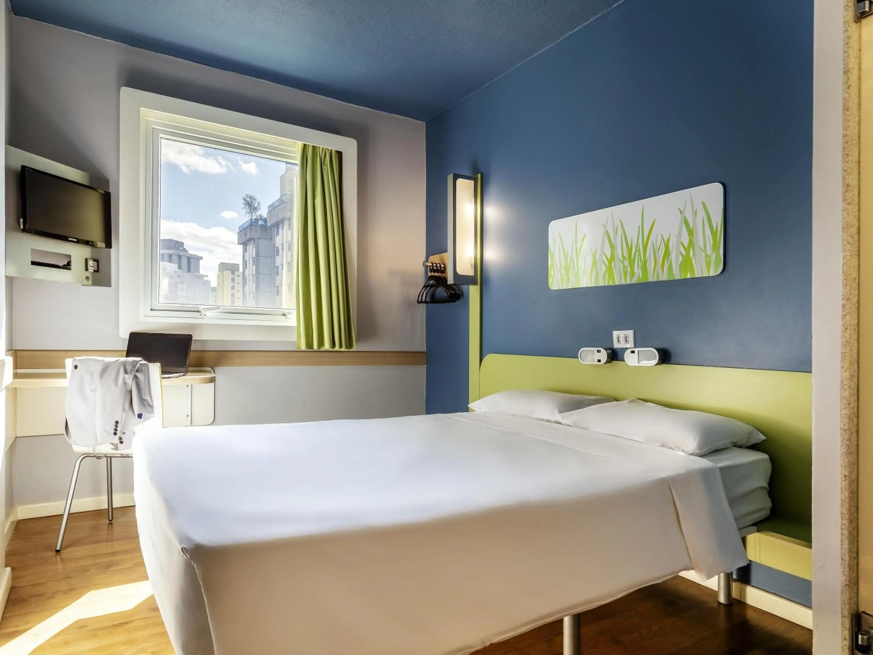 Bedroom, Bed in ibis budget BH Afonso Pena Savassi