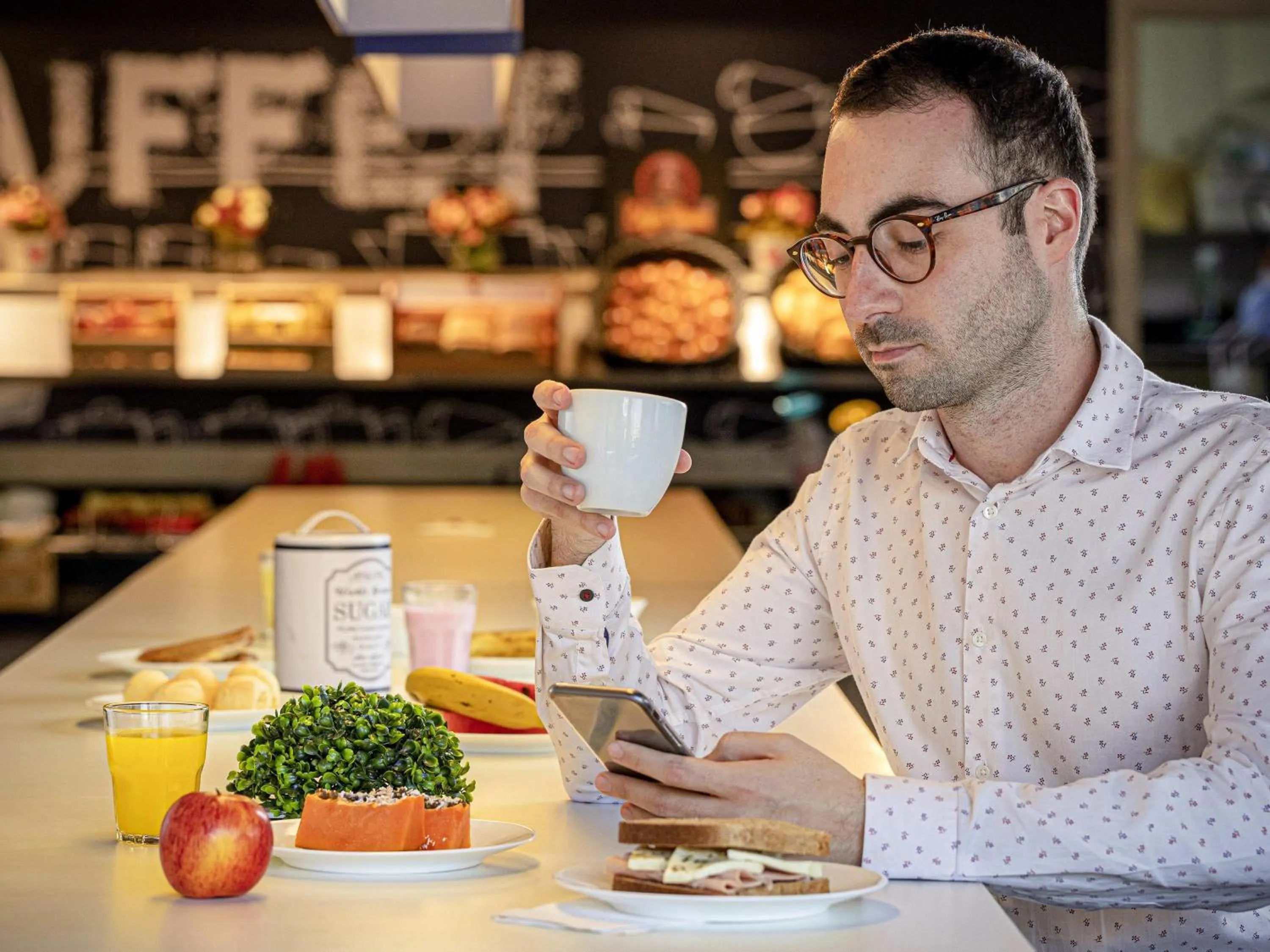 Restaurant/places to eat in ibis budget SP Frei Caneca