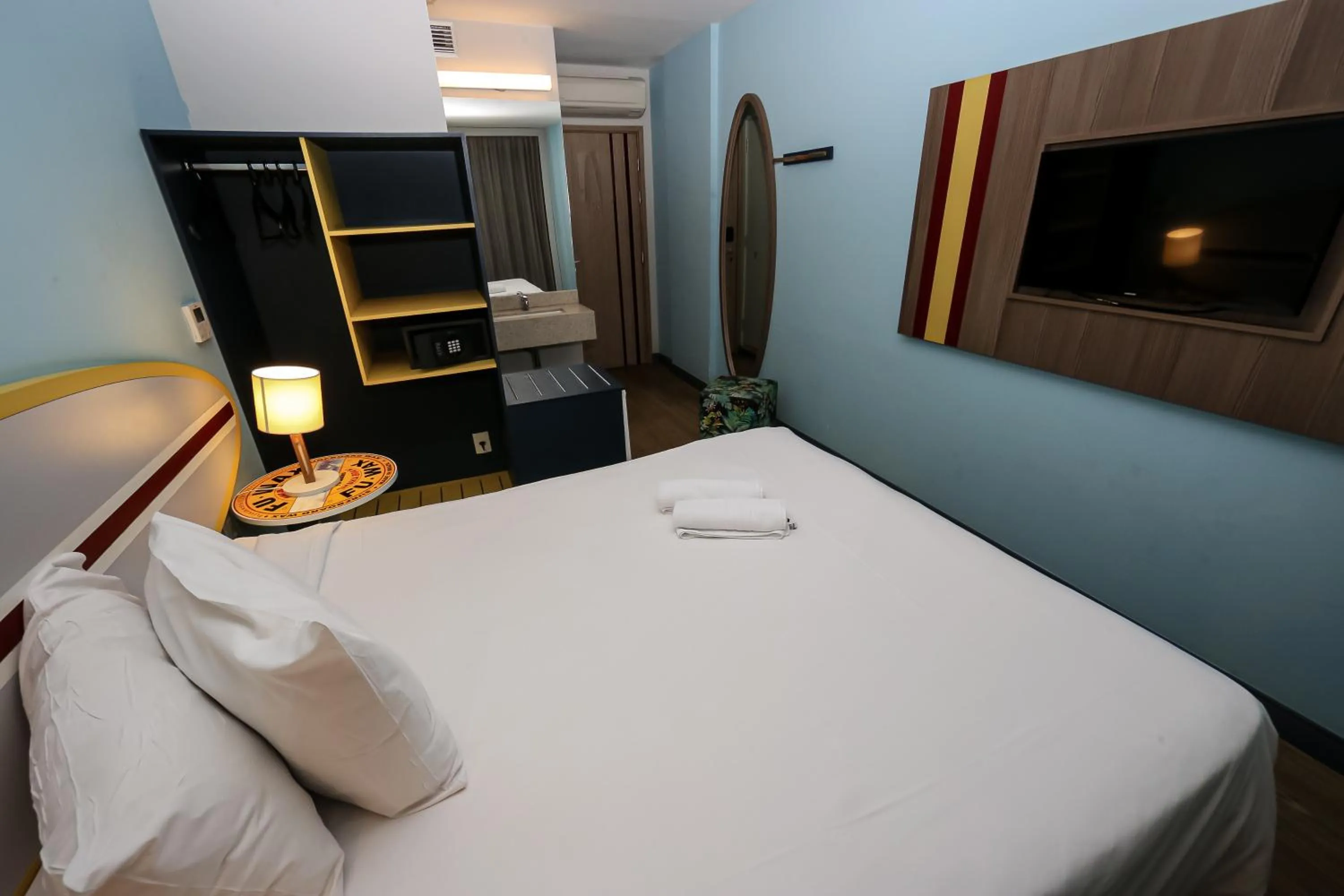 Bedroom, Bed in Delphin Surf Hotel