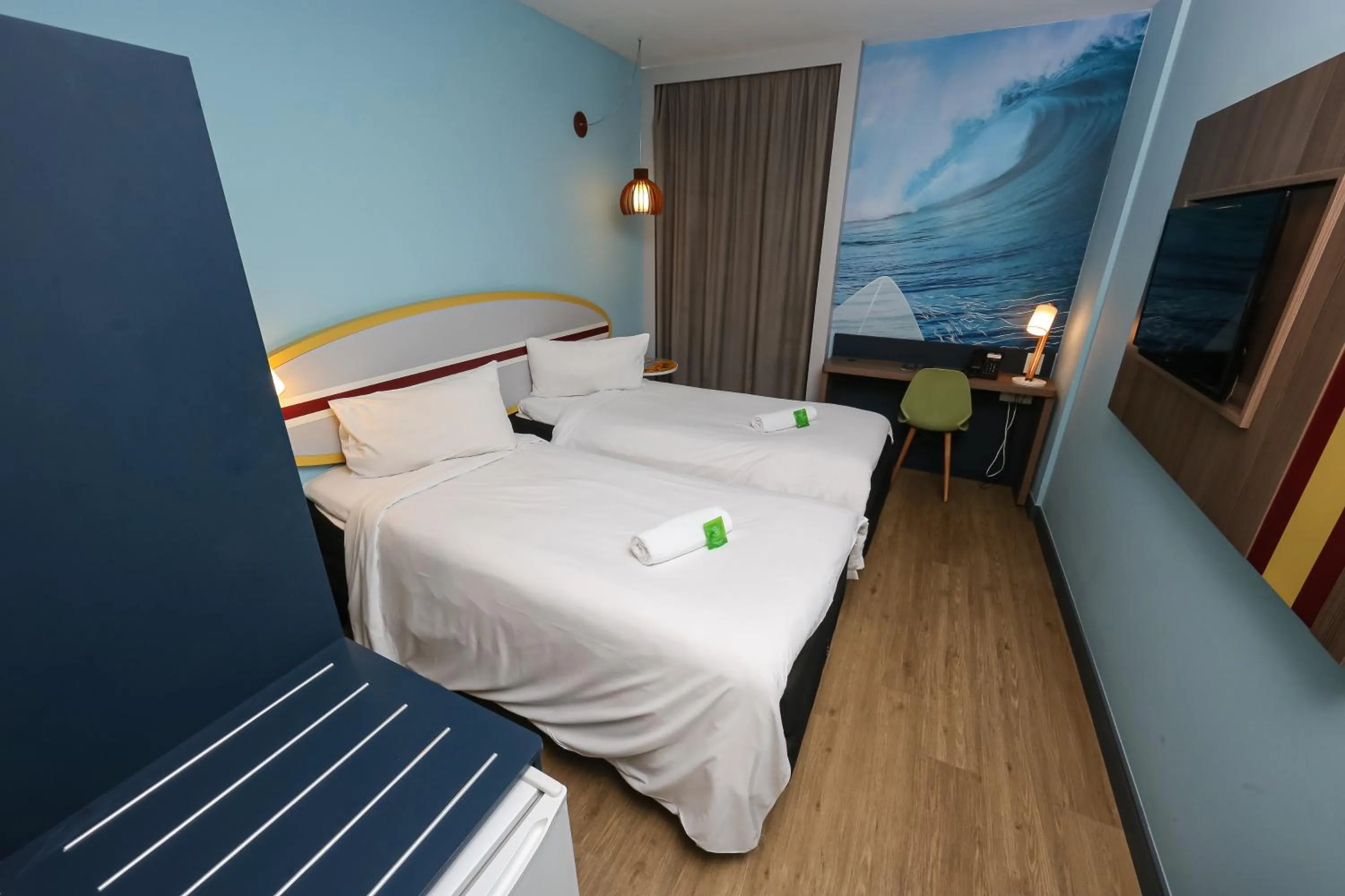 Bedroom, Bed in Delphin Surf Hotel