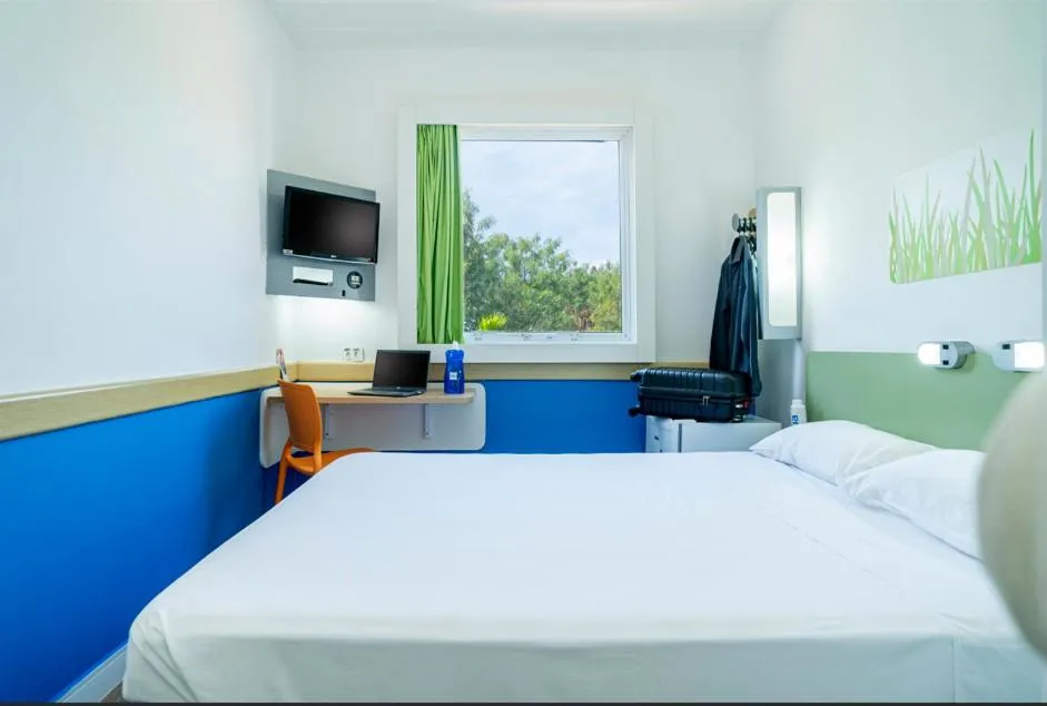 Bed in ibis budget Piracicaba