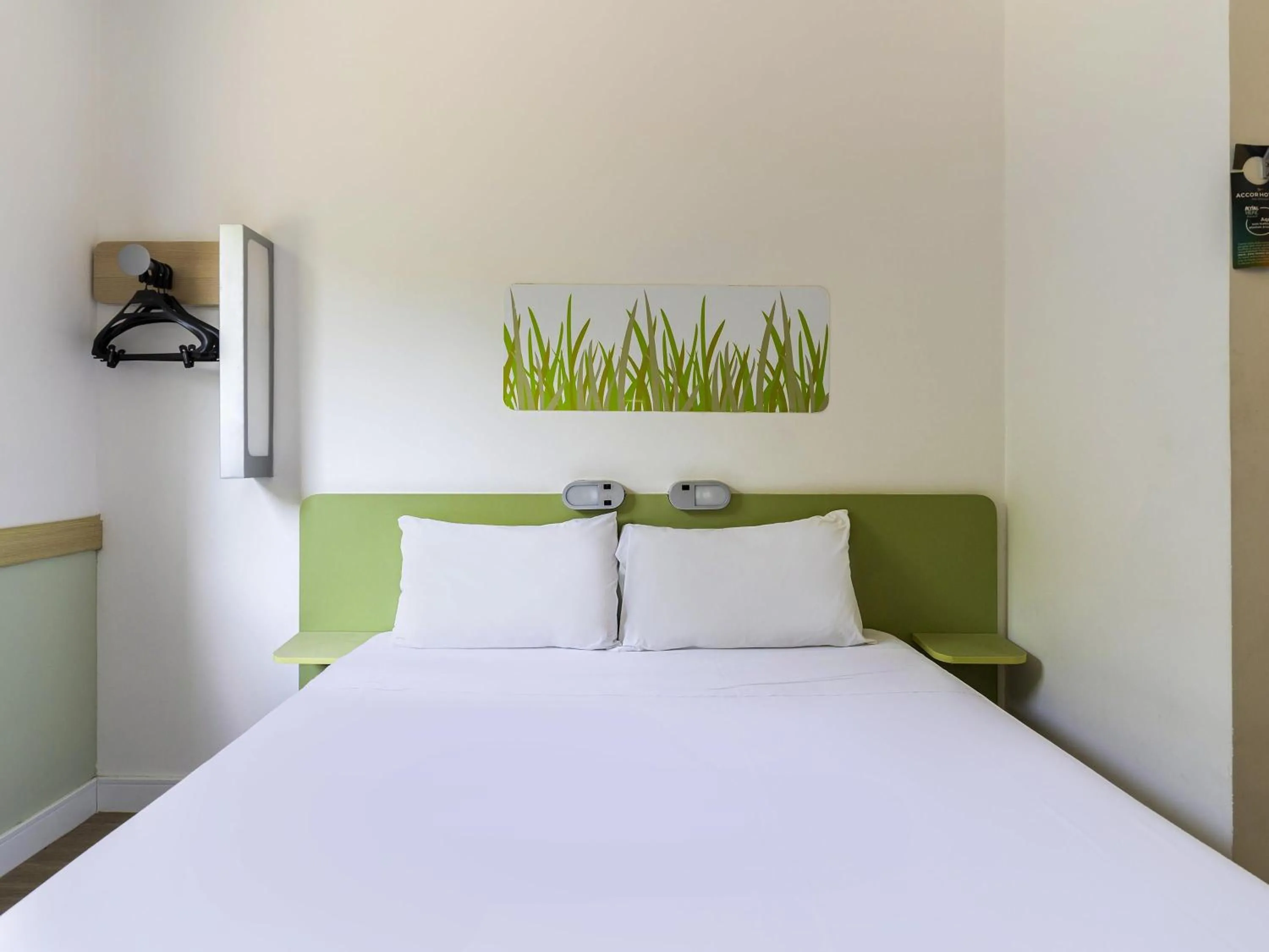 Bedroom, Bed in ibis budget Piracicaba