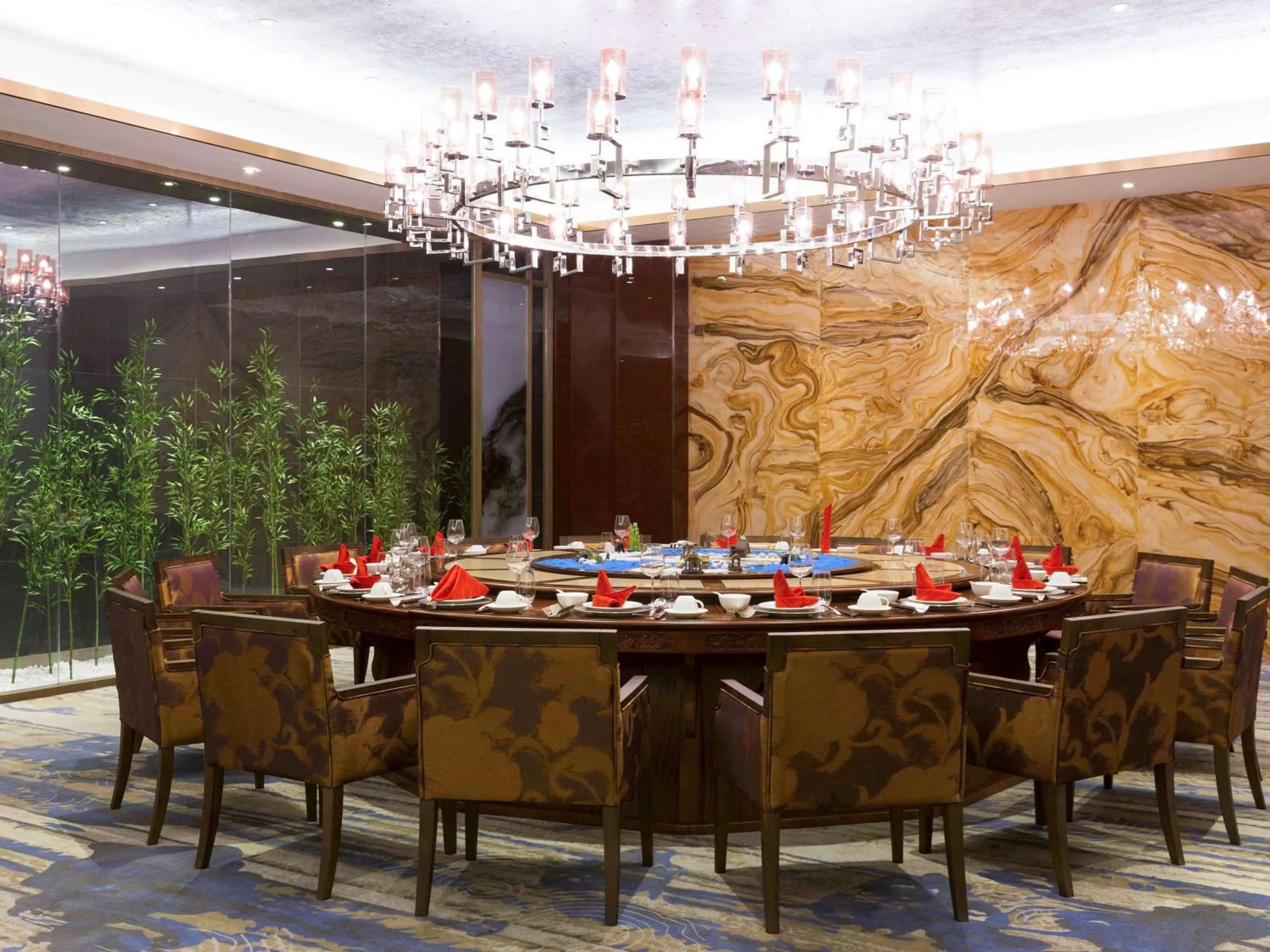 Restaurant/Places to Eat in Novotel Rizhao Suning