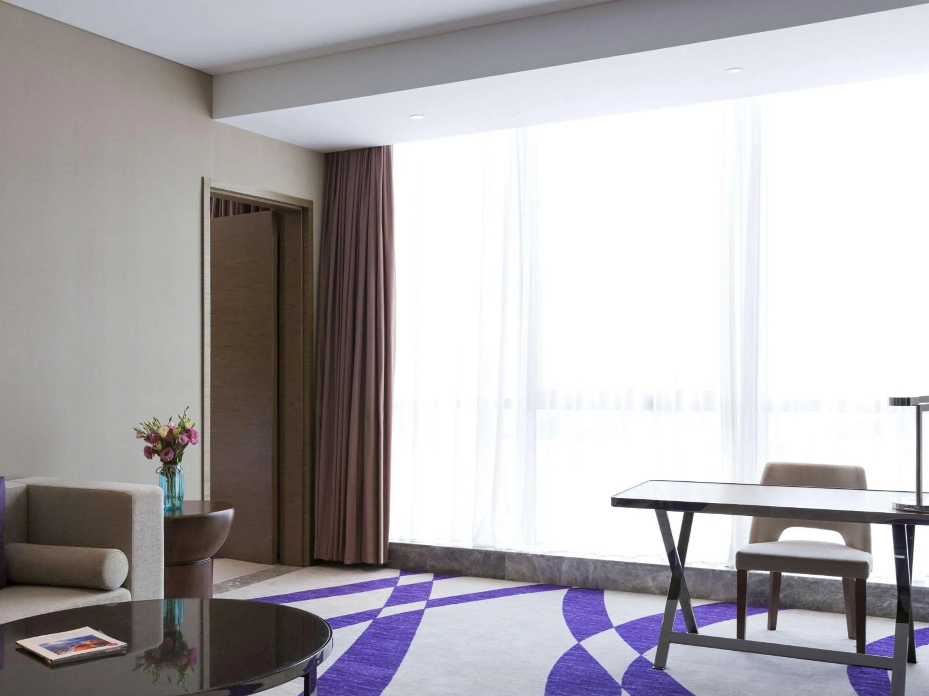 Photo of the whole room in Novotel Rizhao Suning