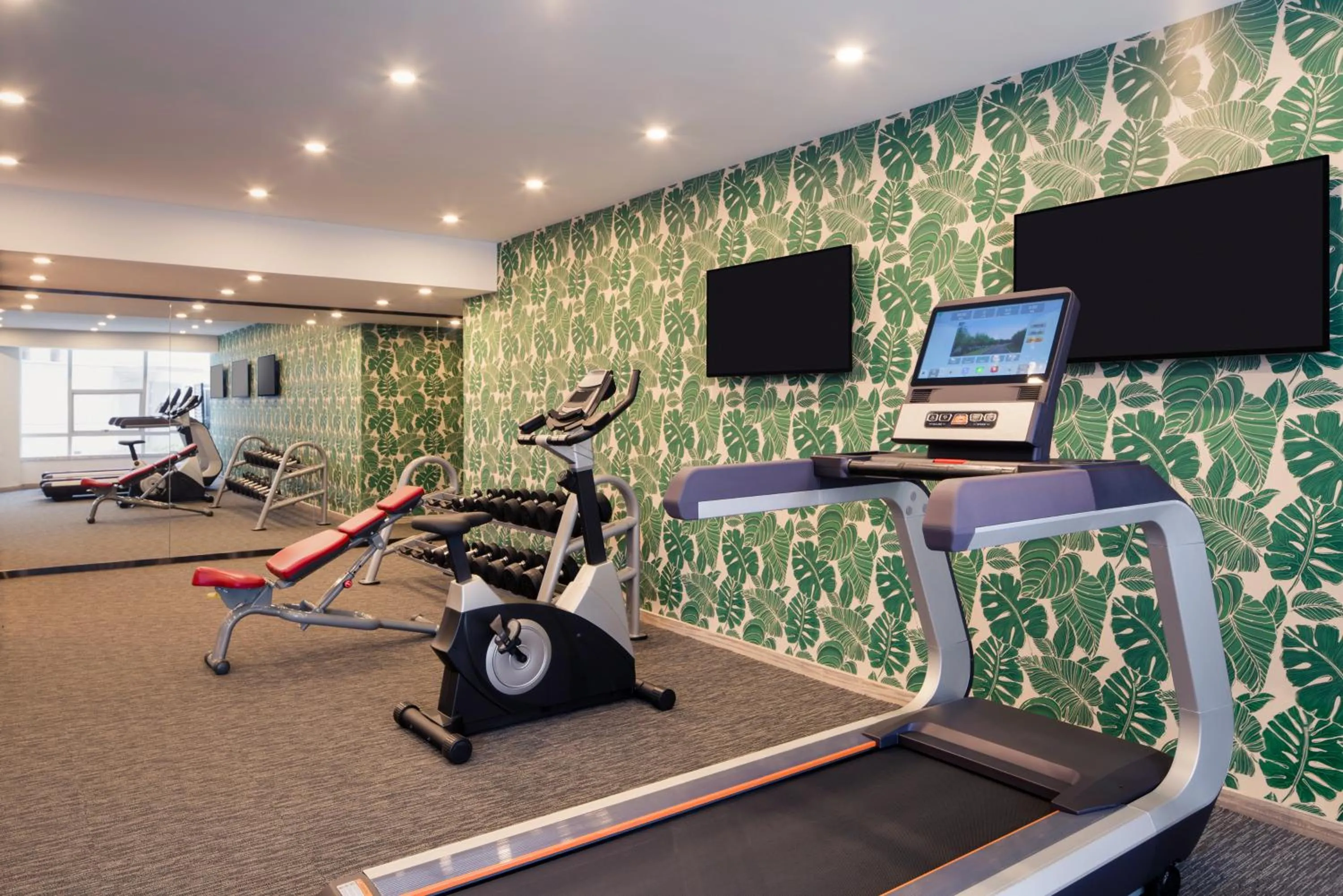 Fitness centre/facilities in Mercure Shanghai Hongqiao South
