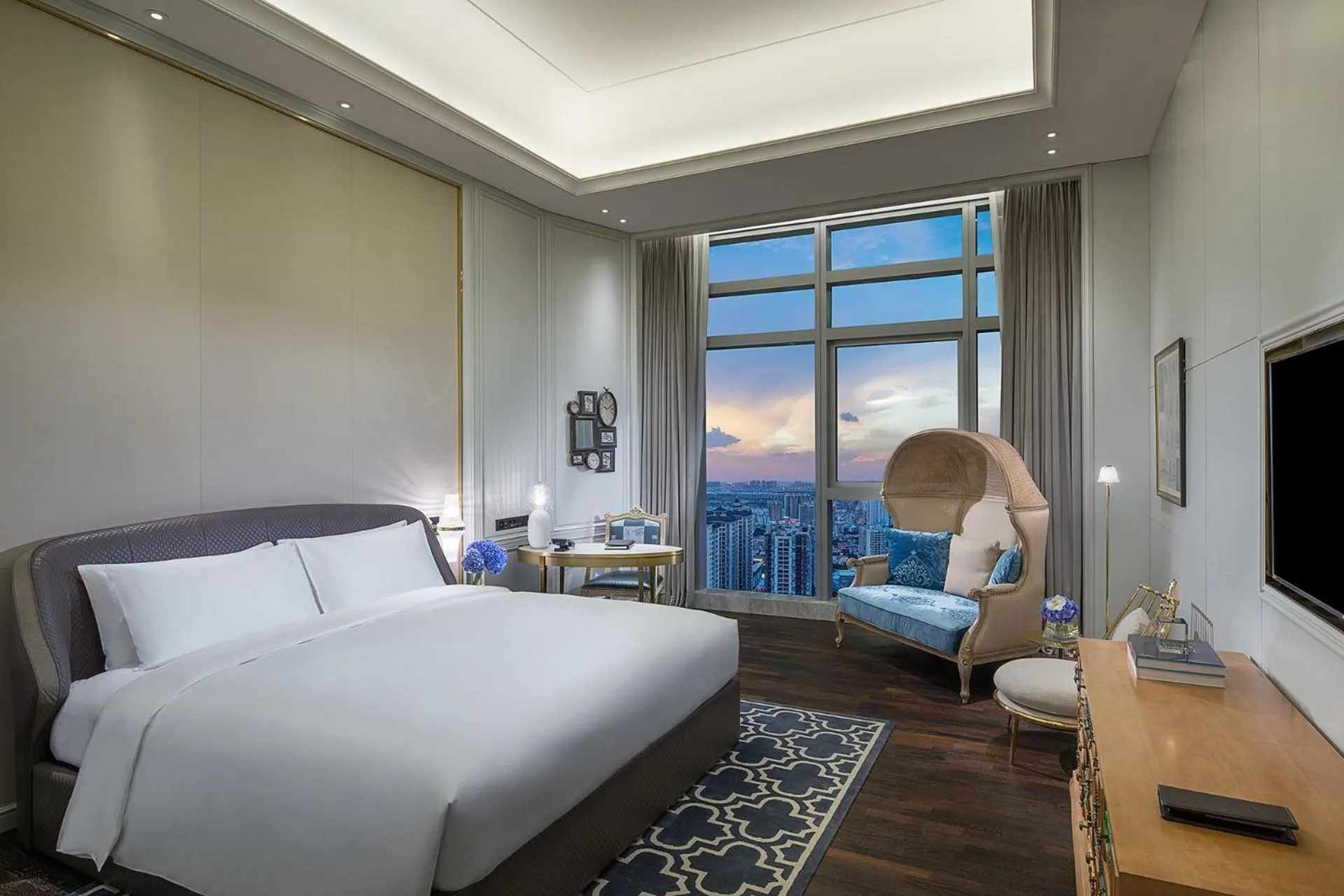 Bedroom, Bed in Sofitel Foshan Shunde
