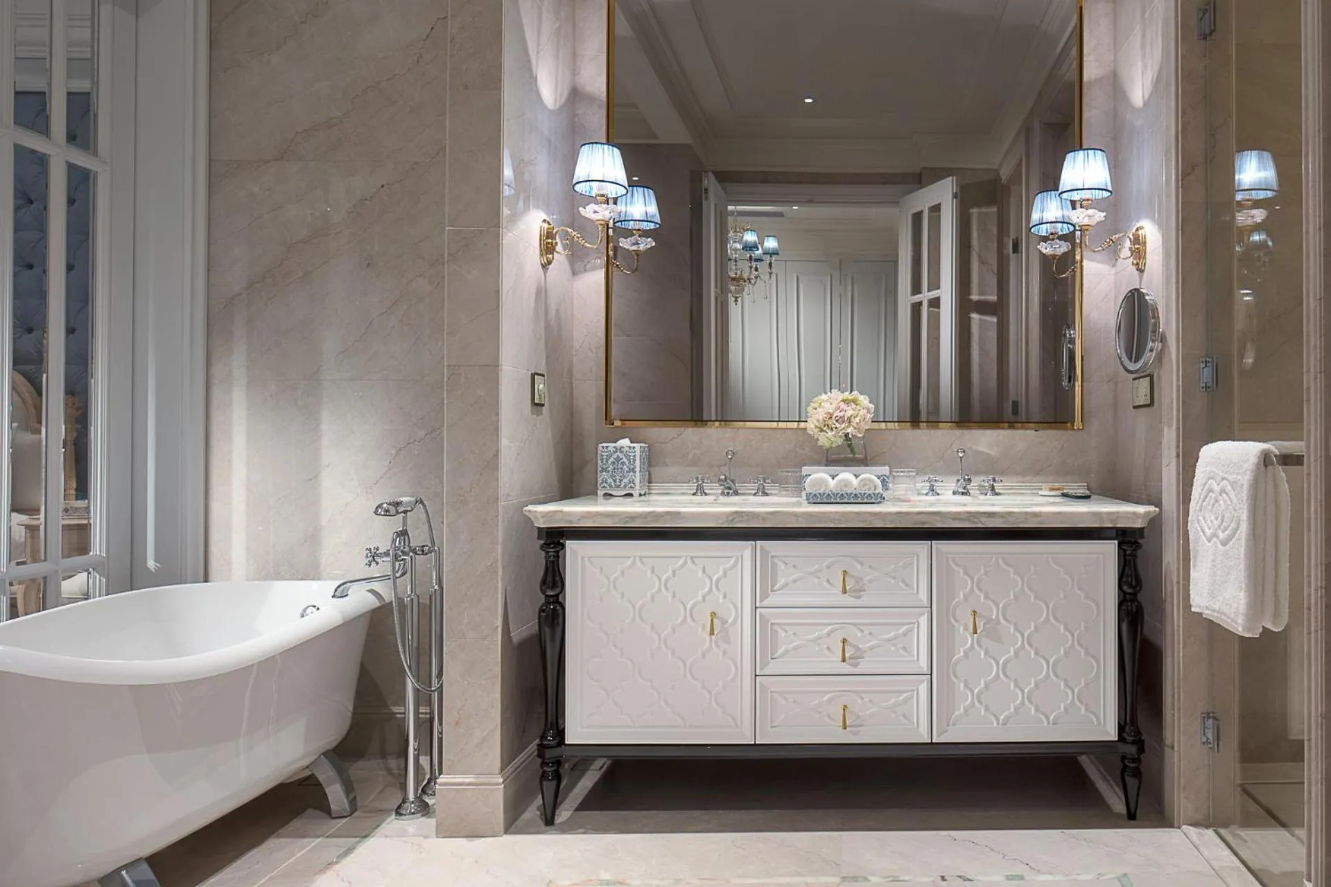 Bathroom in Sofitel Foshan Shunde