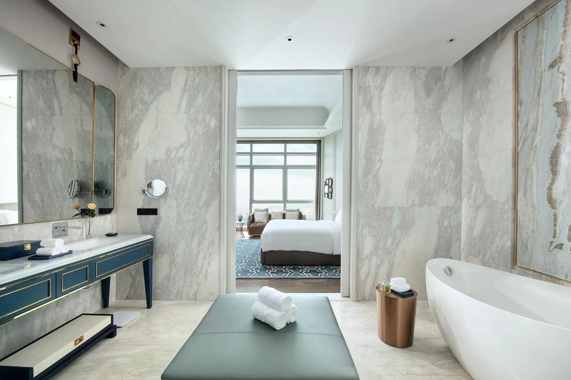 Bathroom, Bed in Sofitel Foshan Shunde