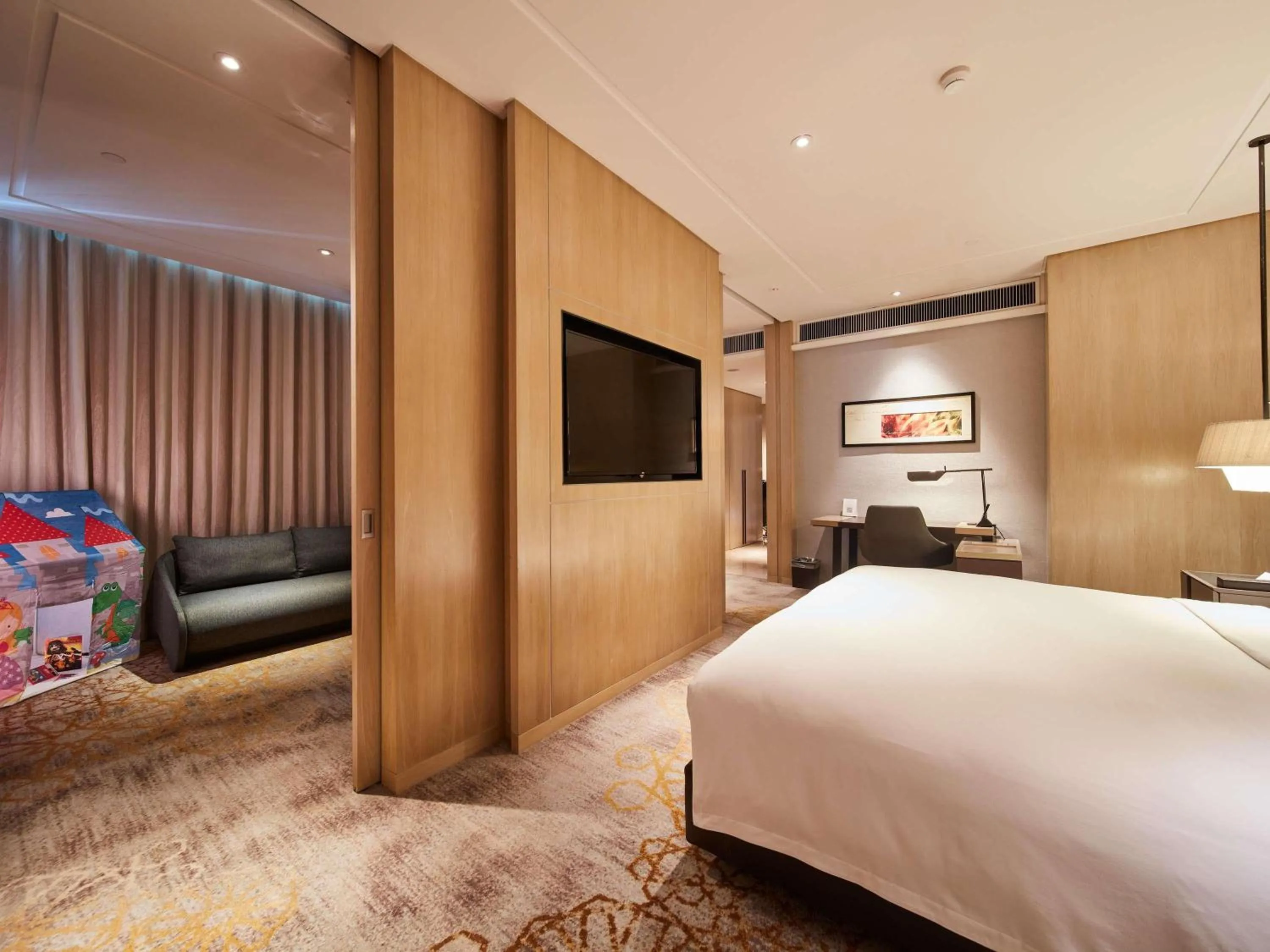 Bedroom, Bed in Sofitel Kuala Lumpur Damansara