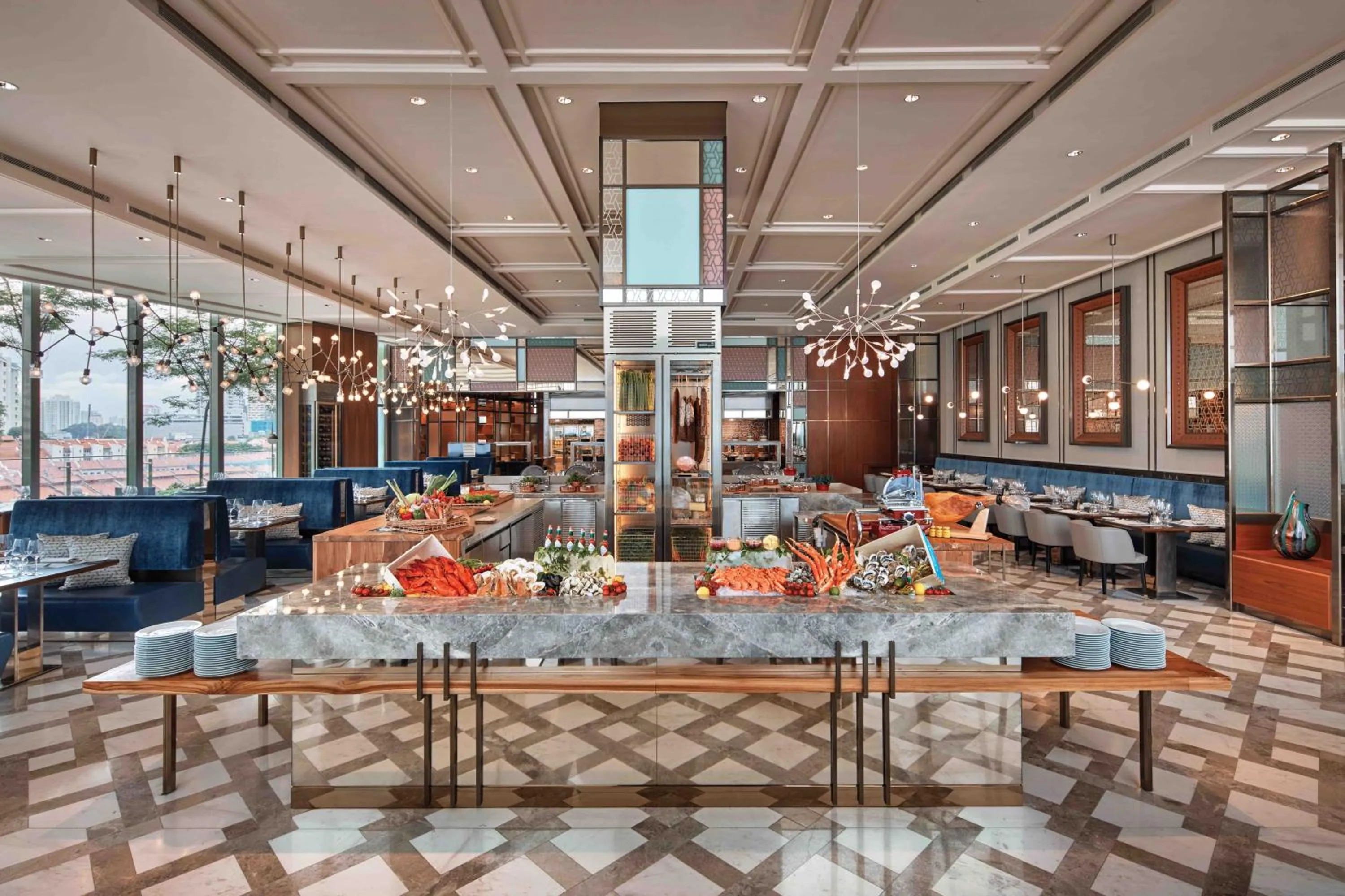 Restaurant/places to eat in Sofitel Singapore City Centre