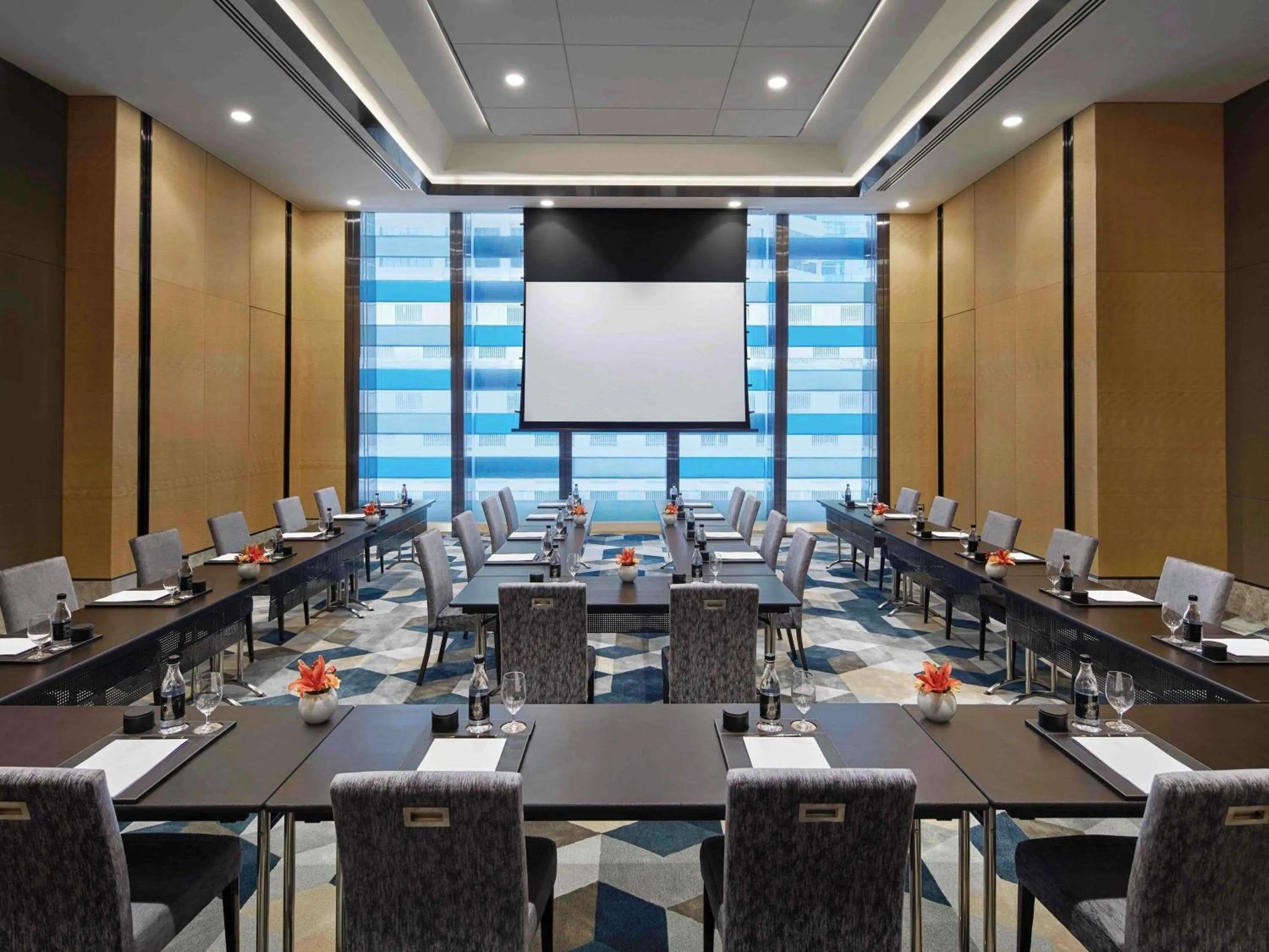 Meeting/conference room in Sofitel Singapore City Centre