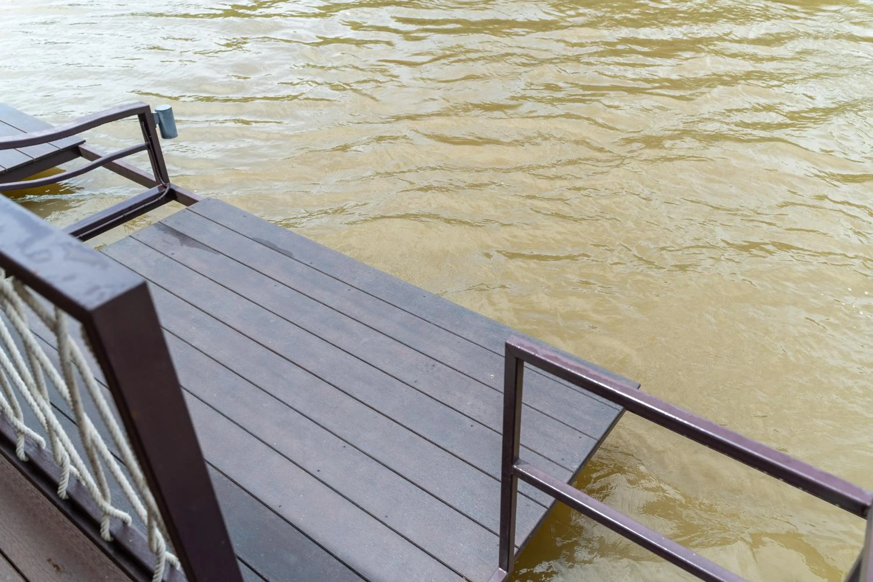 Balcony/Terrace in Binlha Raft Resort
