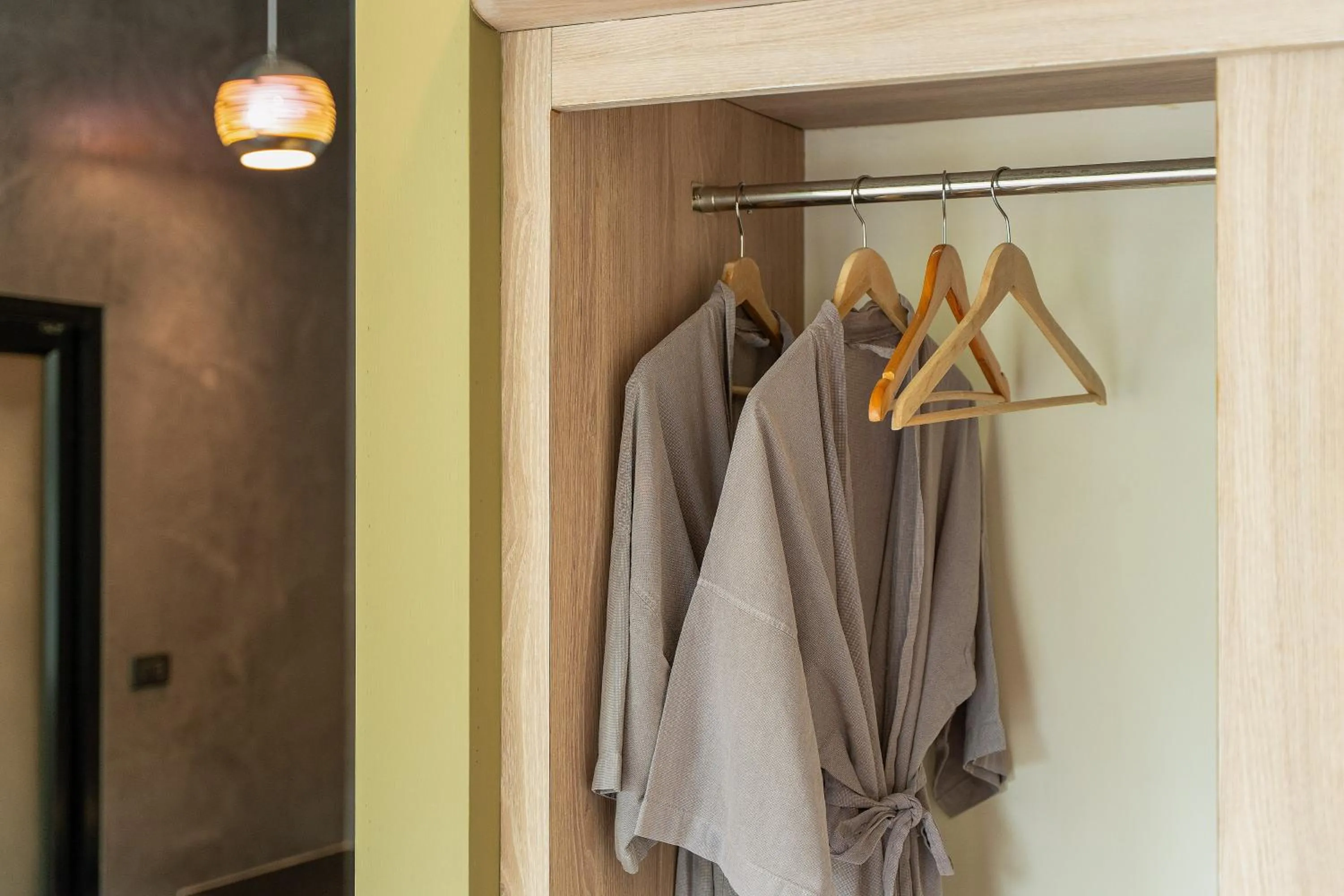 wardrobe in Binlha Raft Resort