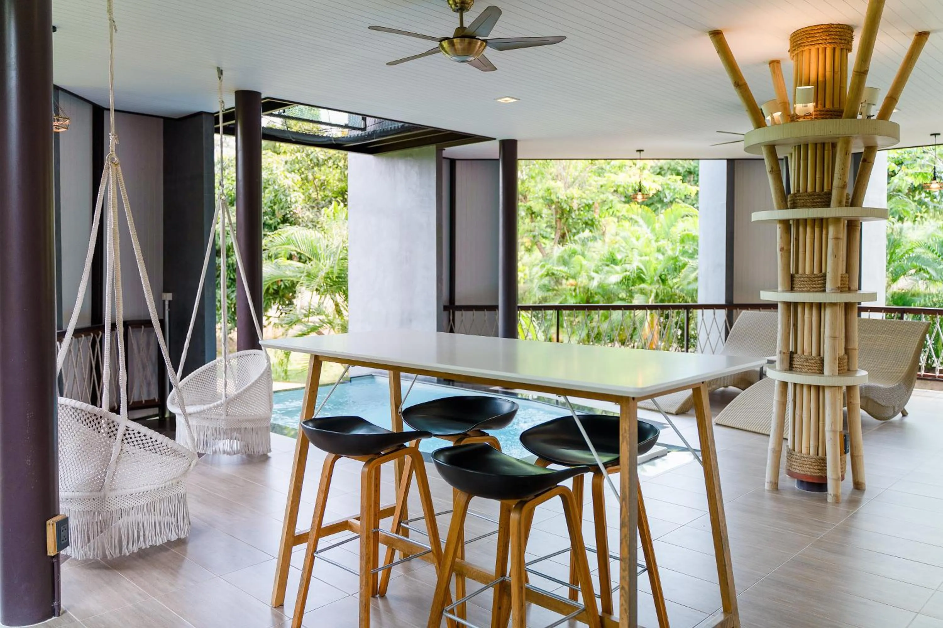 Living room in Binlha Raft Resort