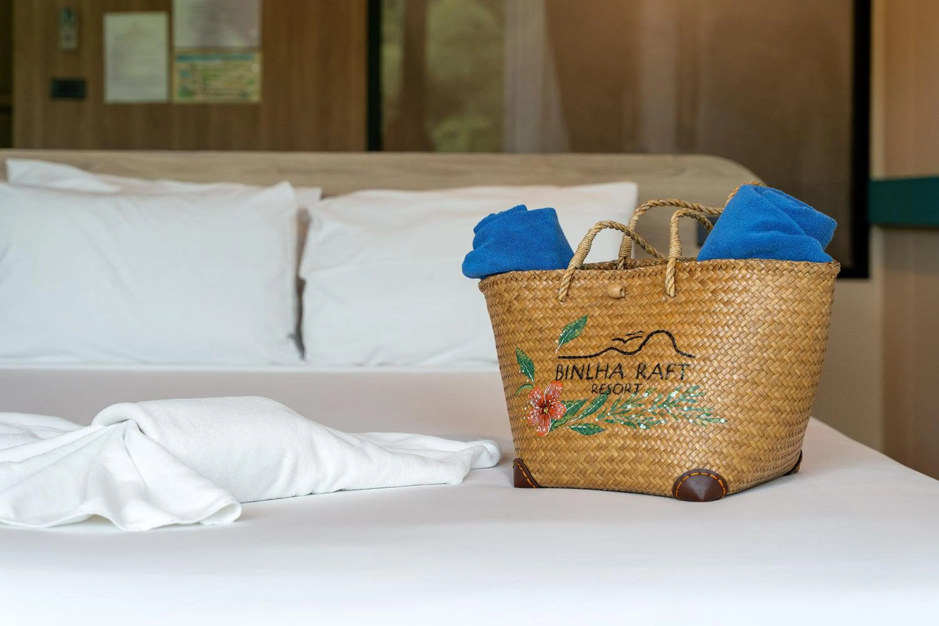 Bed in Binlha Raft Resort