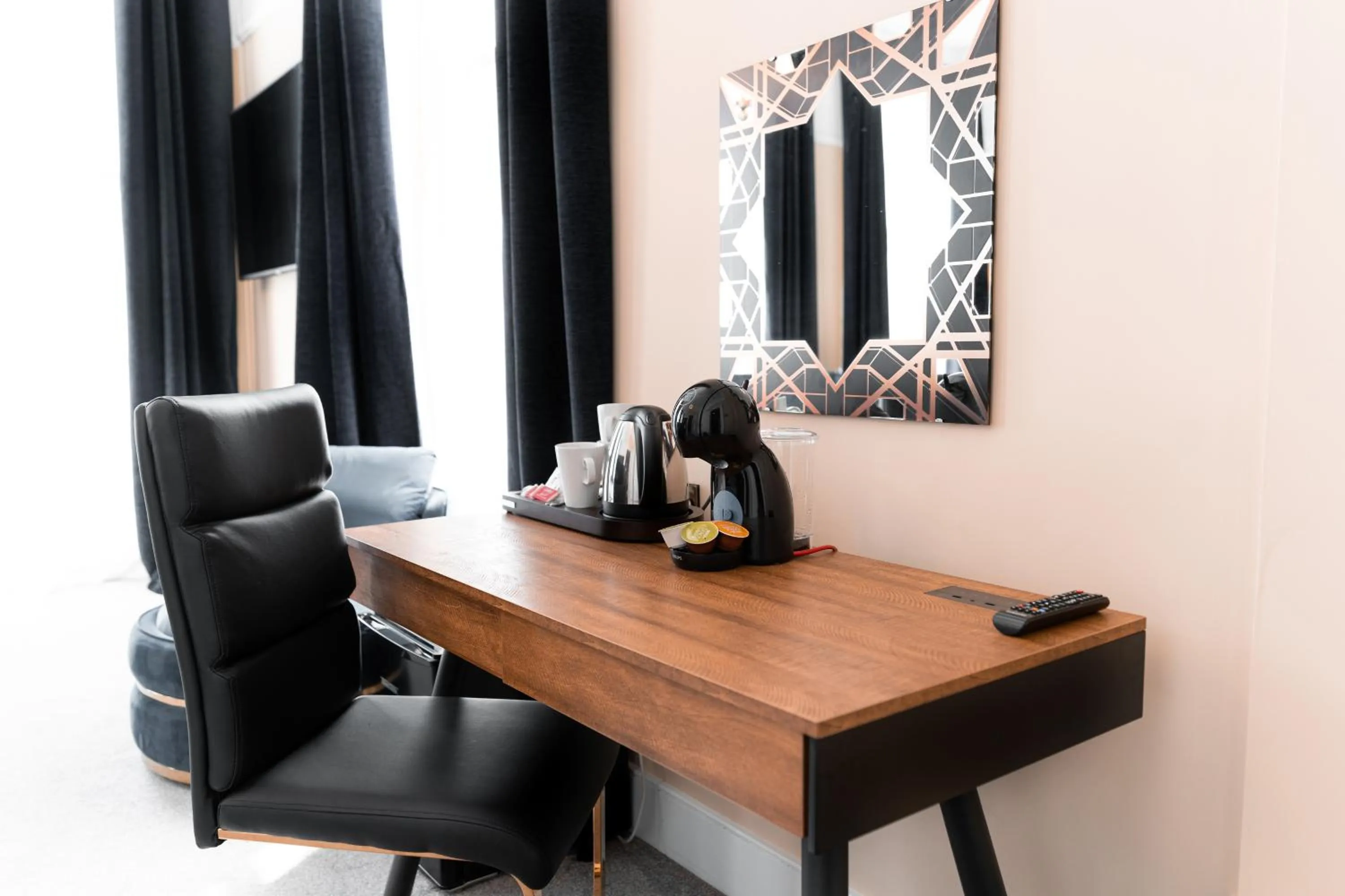 TV and multimedia in The Pier Hotel