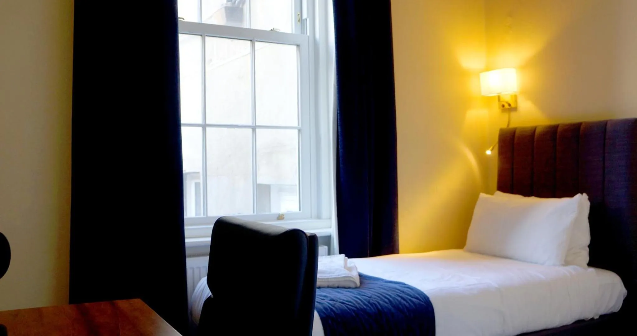 Bedroom, Bed in The Pier Hotel