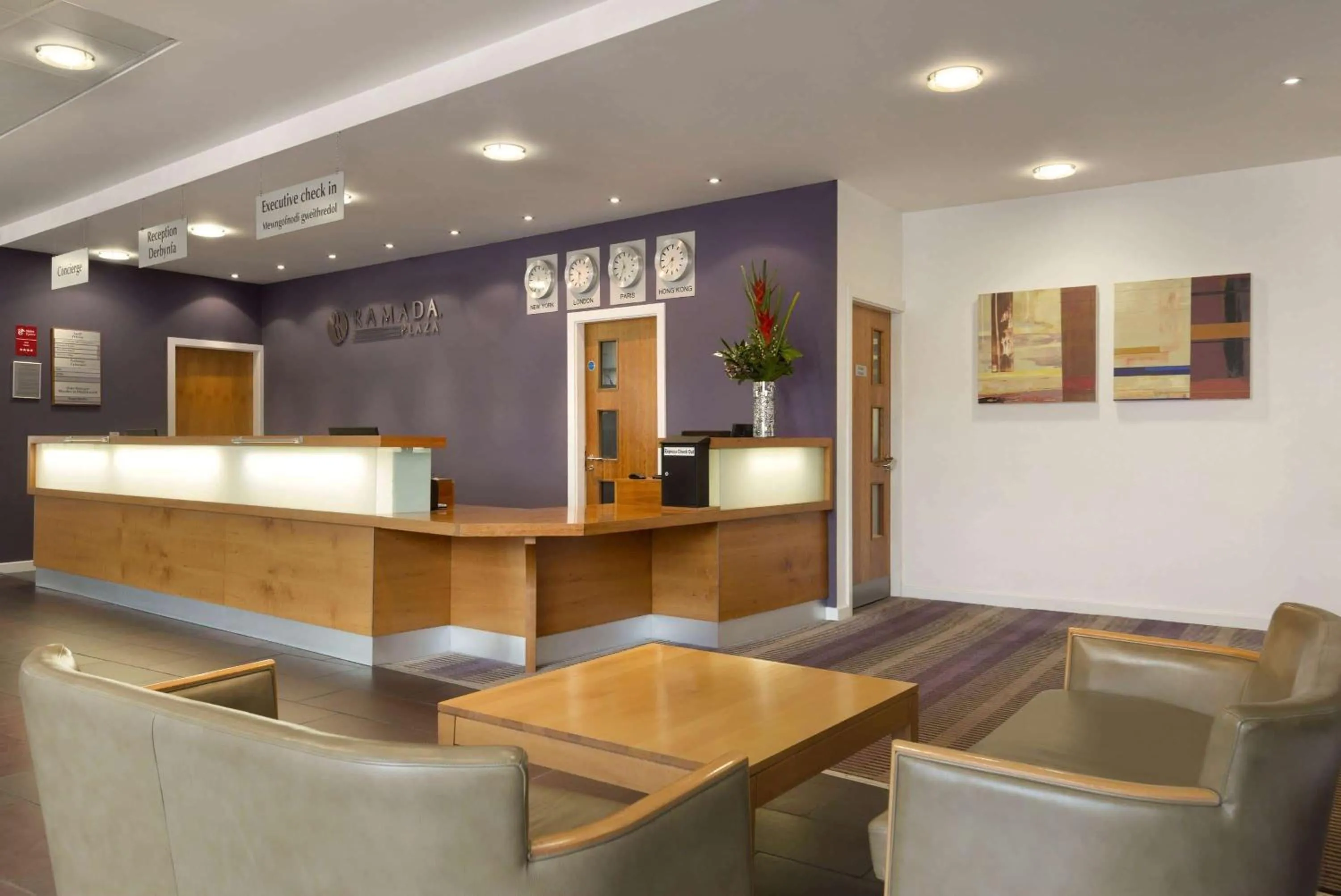 Lobby or reception in Ramada Plaza Wrexham