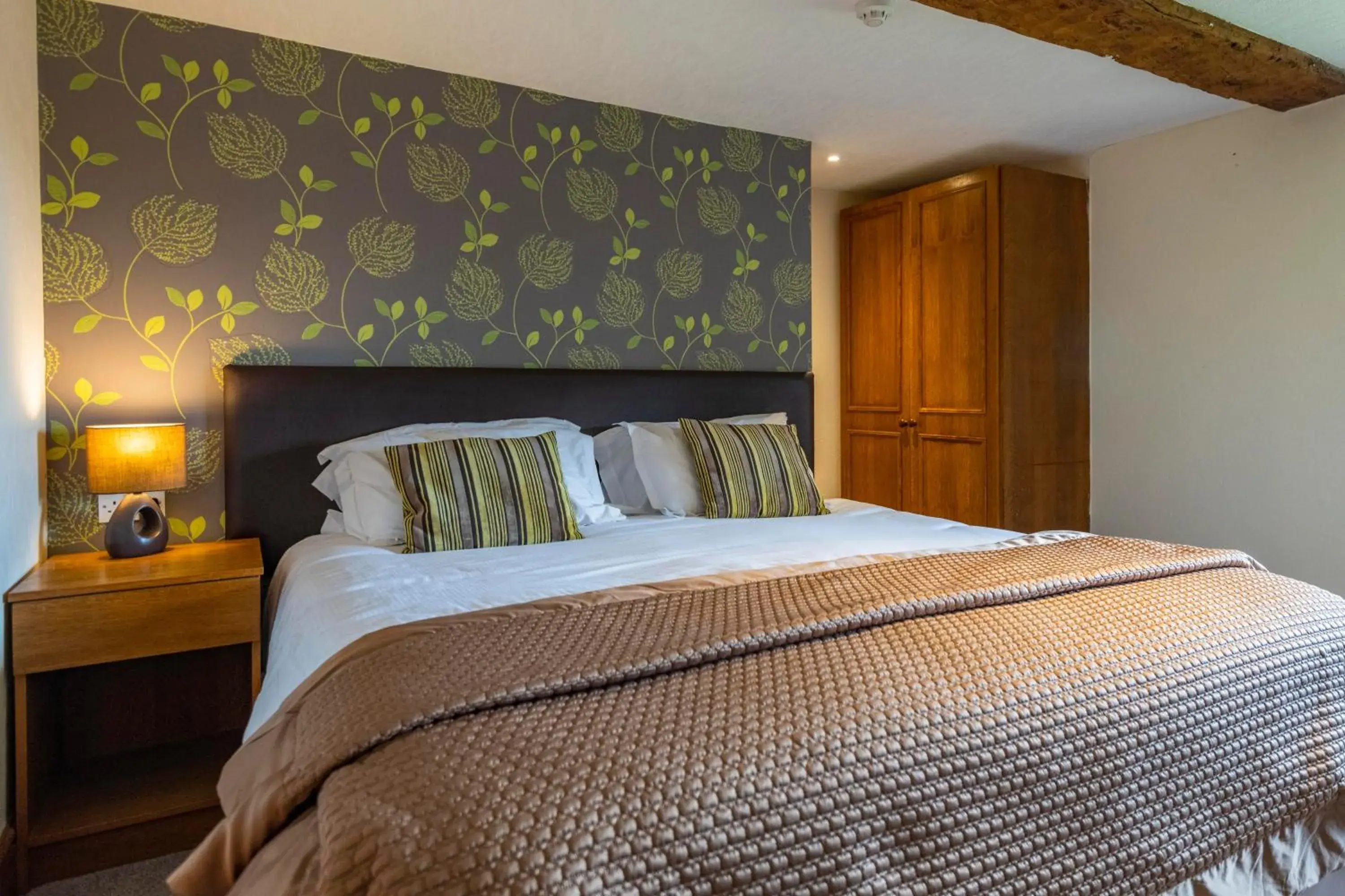 Standard King or Twin Room in The Stratford Park Hotel & Golf Club Standard King or Twin Room in The Stratford Park Hotel & Golf Club