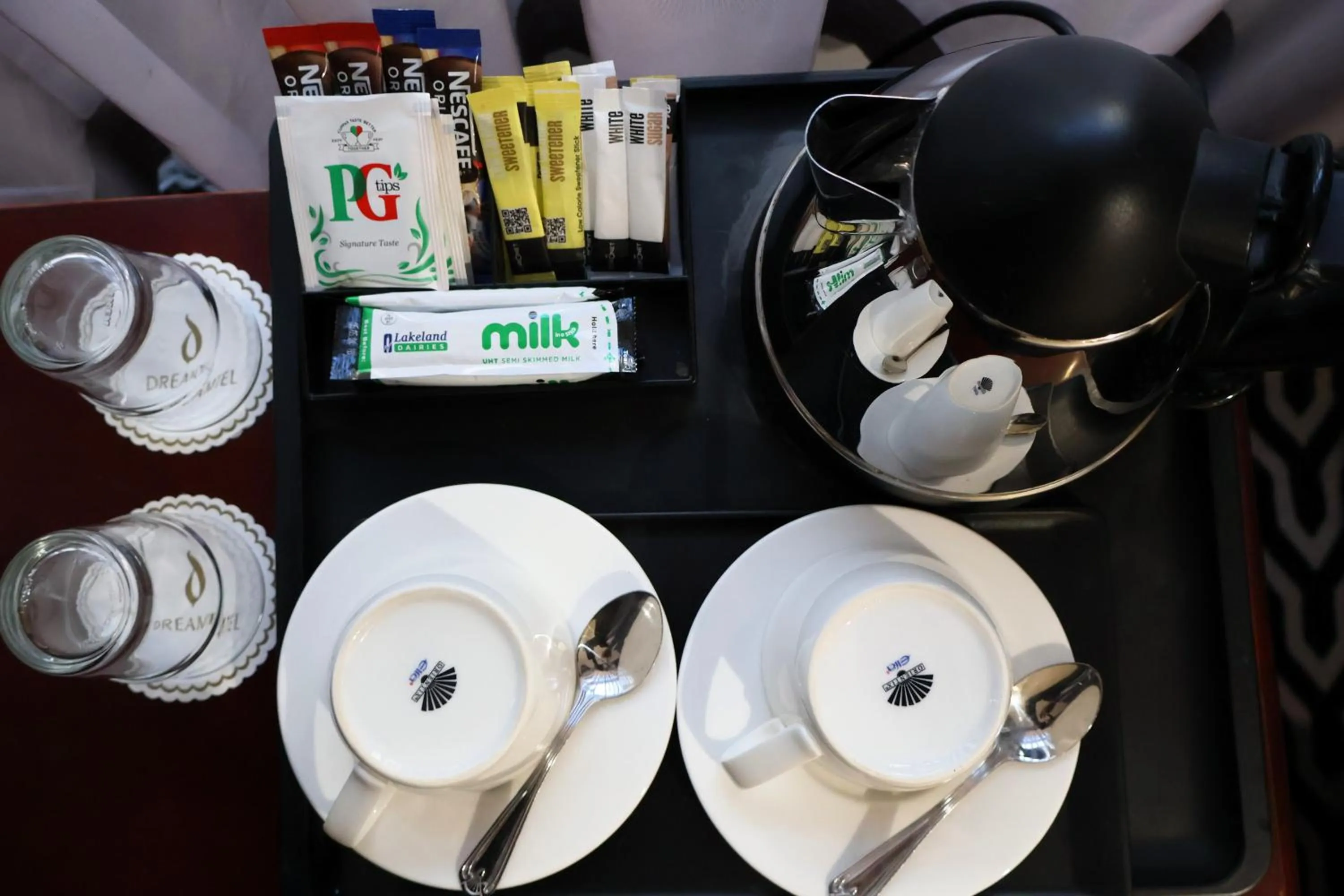 Coffee/tea facilities in Dreamtel London Kensington