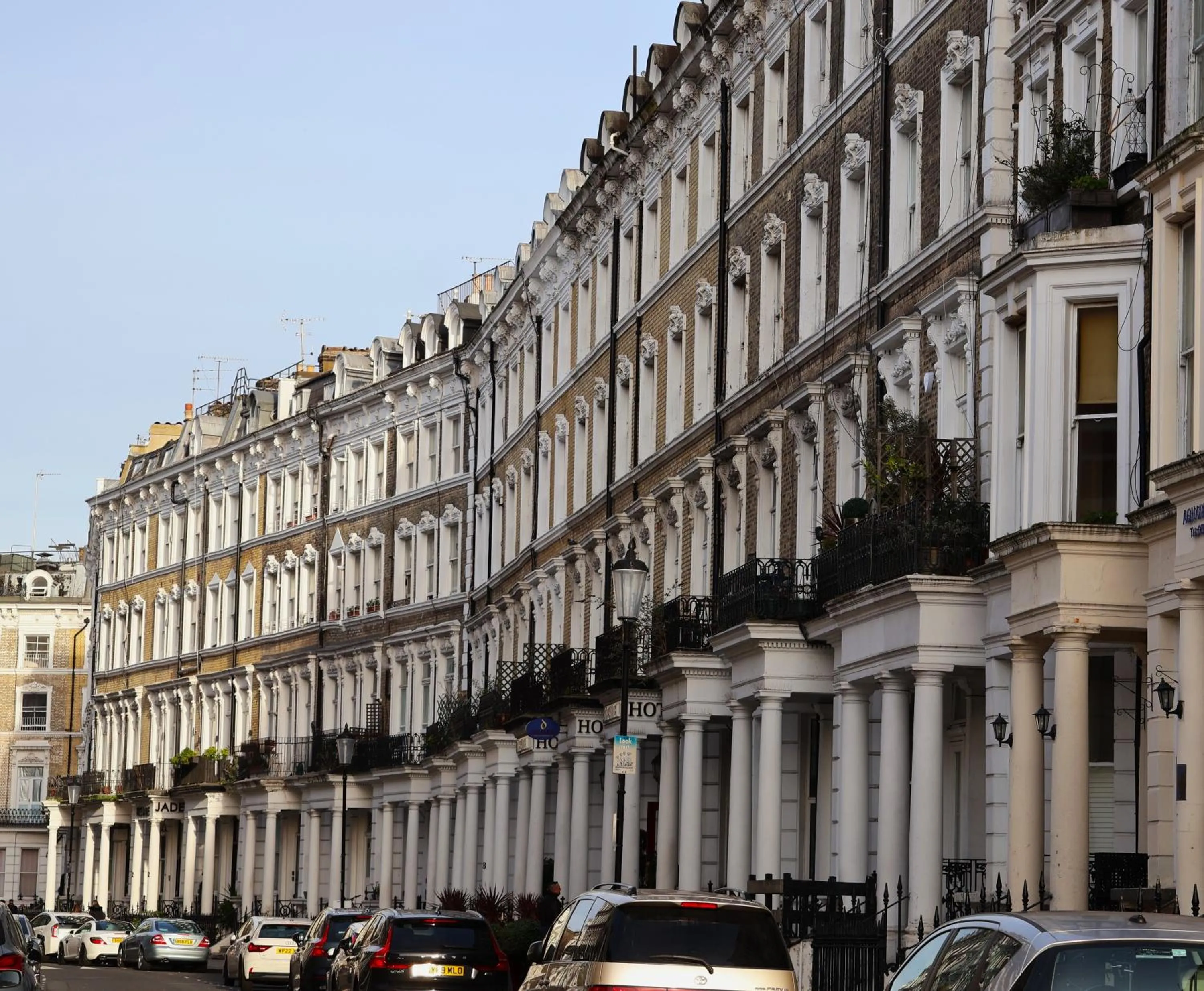 Property building in Dreamtel London Kensington