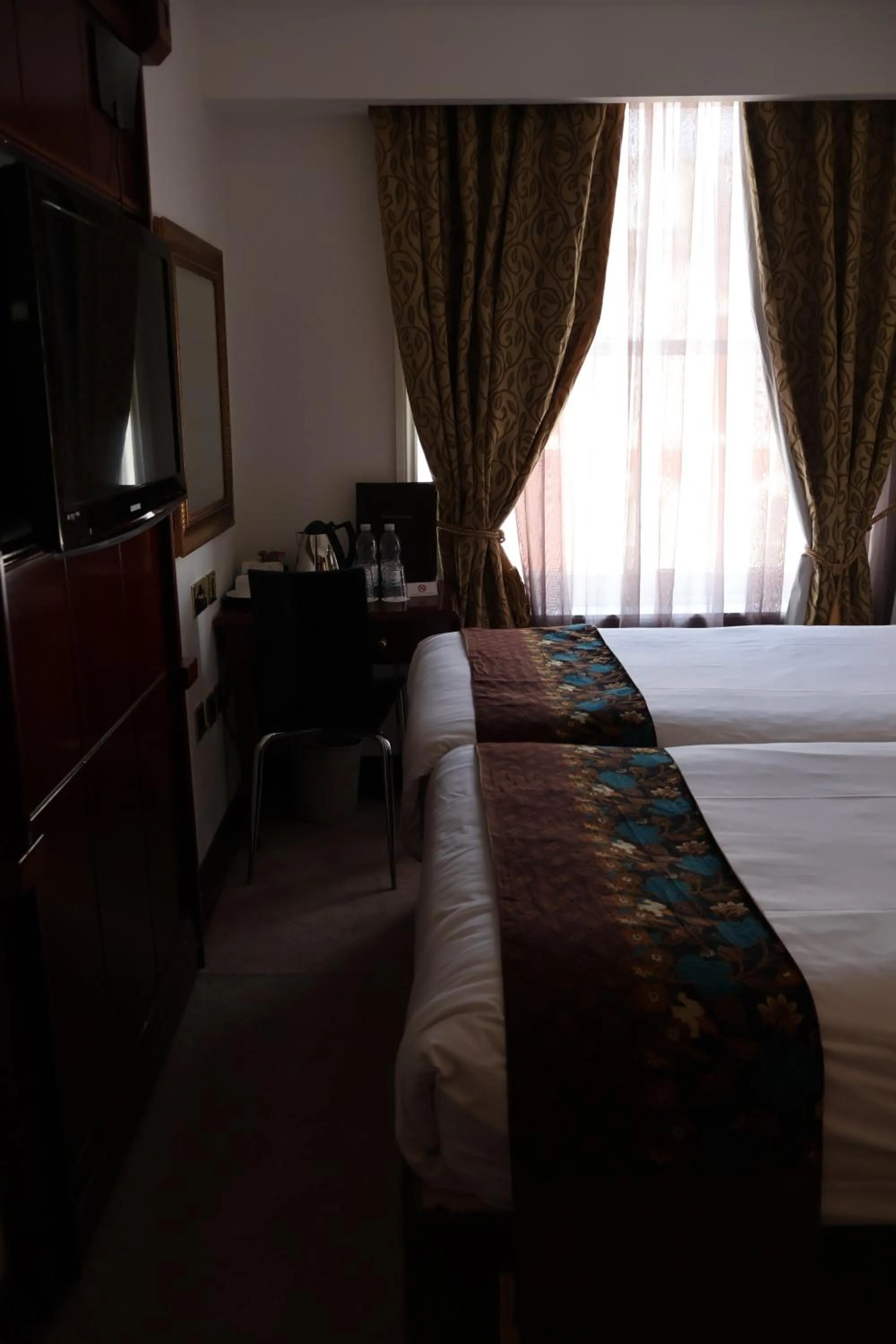 Bed in Dreamtel London Kensington