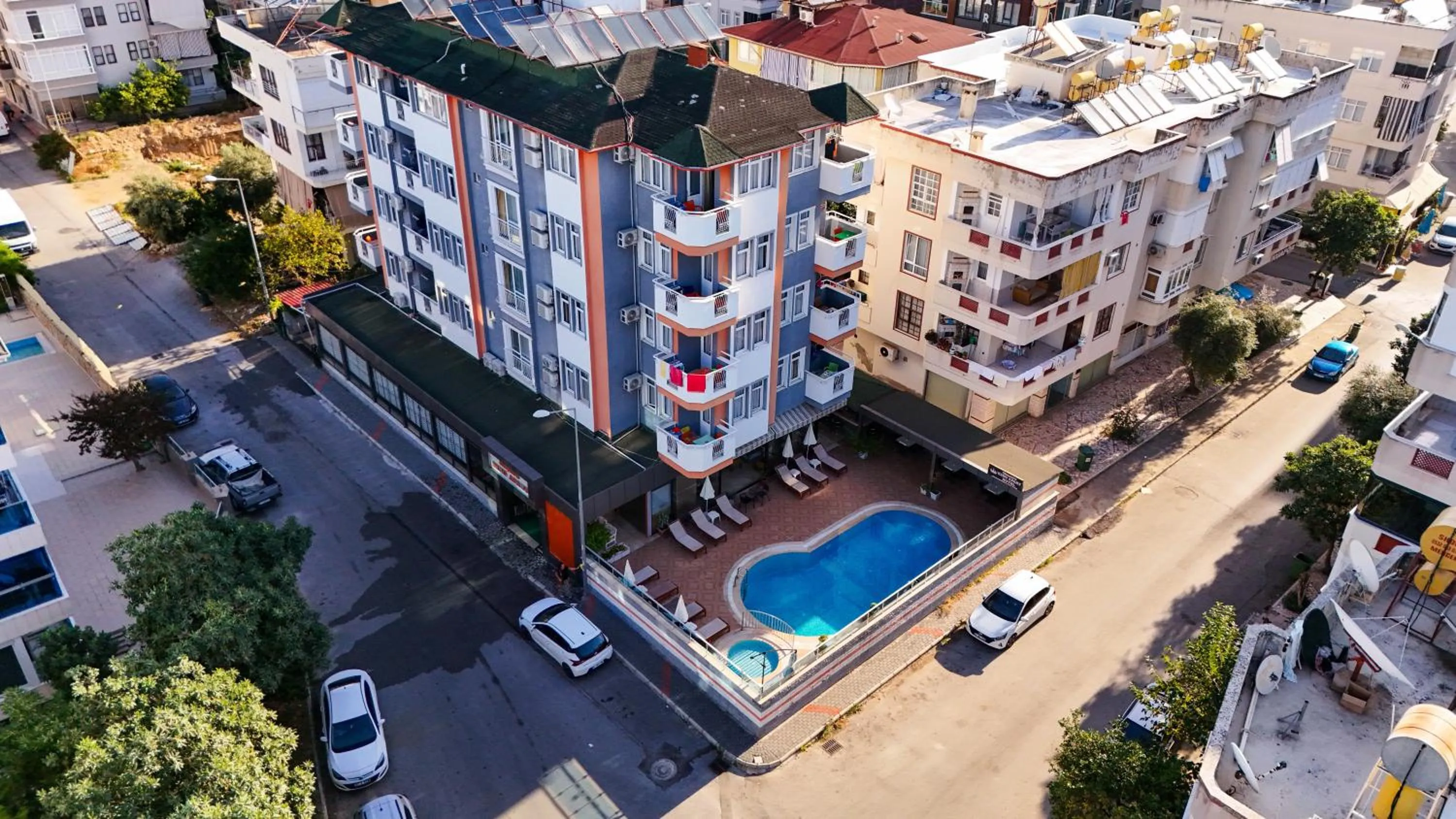 Property building in Cleopatra King Apart