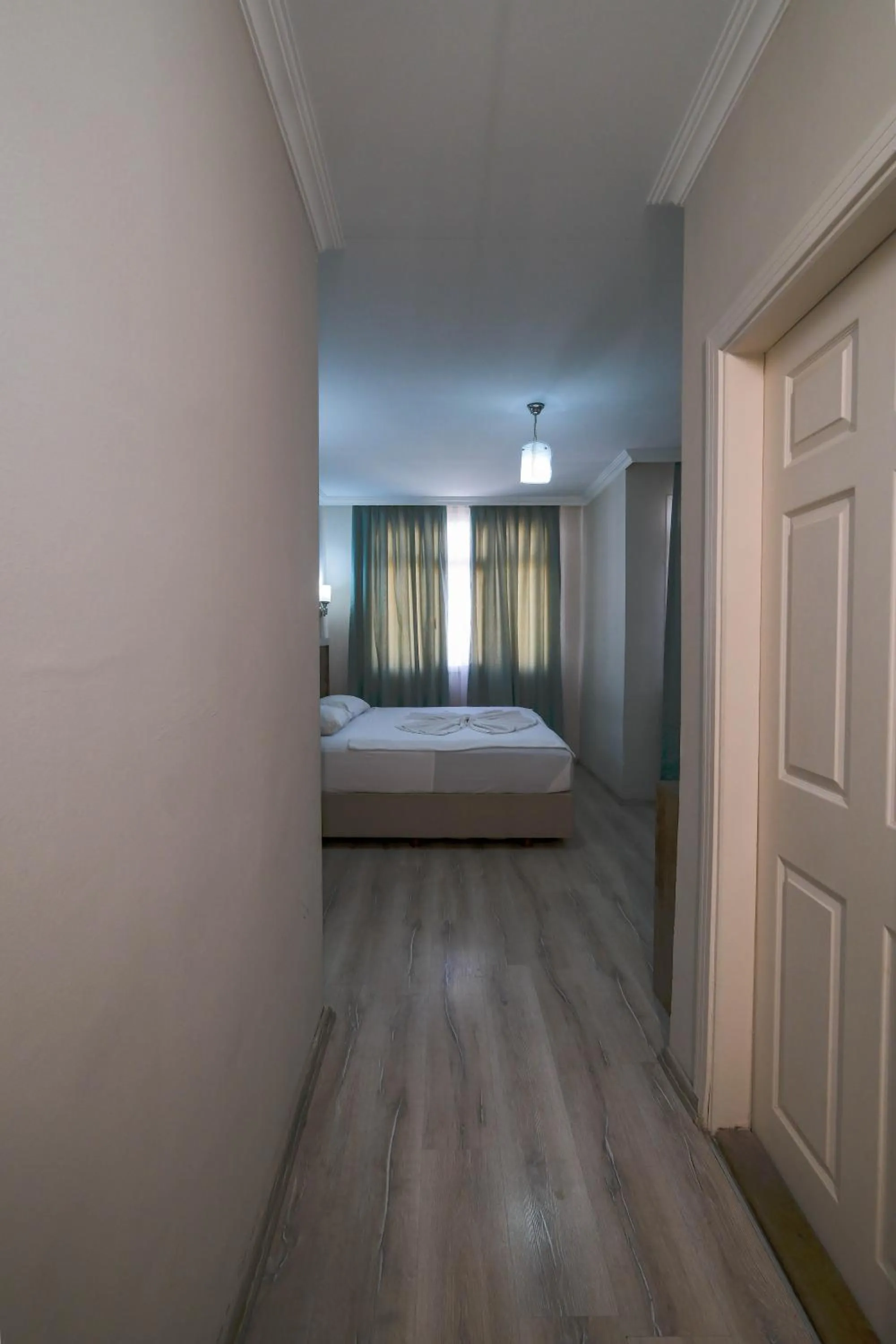 Bedroom, Bed in Cleopatra King Apart