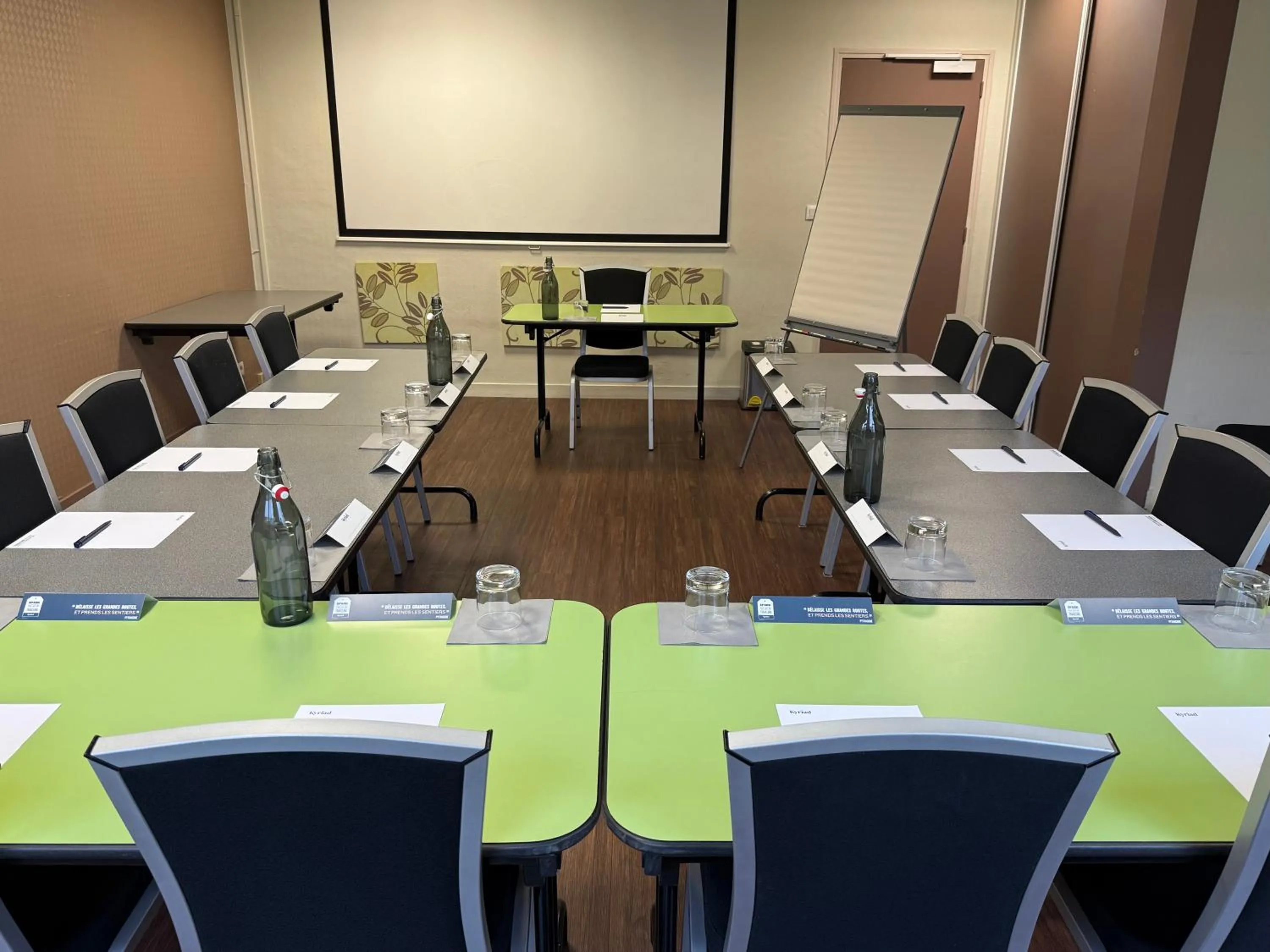Meeting/conference room in Kyriad Rennes Sud - Cesson Chantepie
