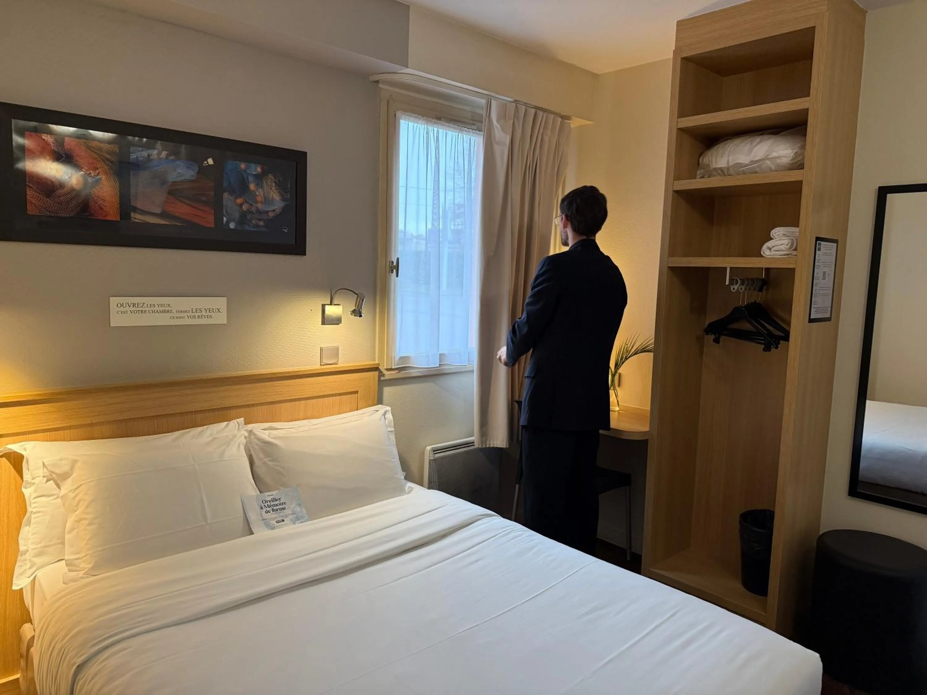 Bed in Kyriad Rennes Sud - Cesson Chantepie