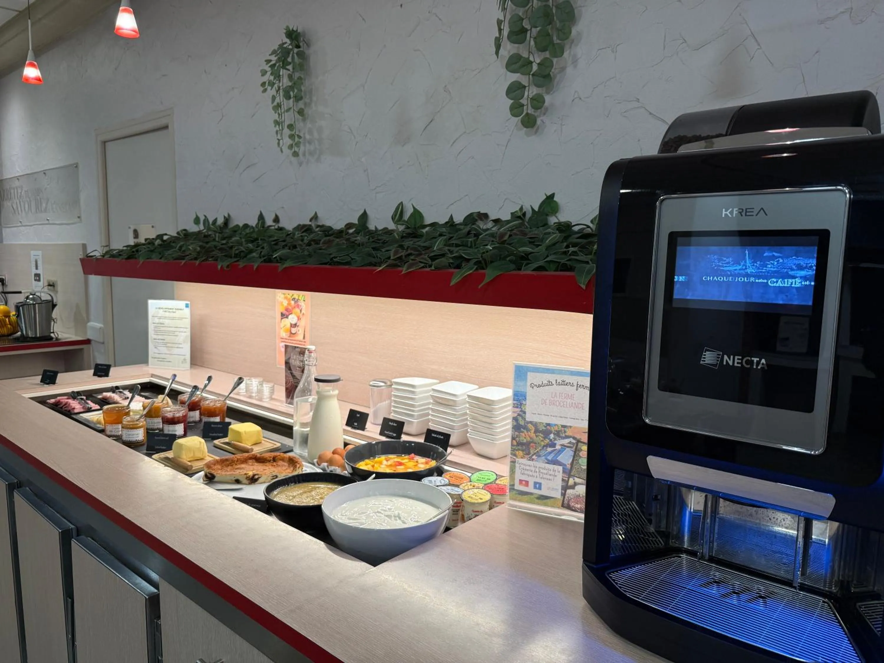 Buffet breakfast in Kyriad Rennes Sud - Cesson Chantepie