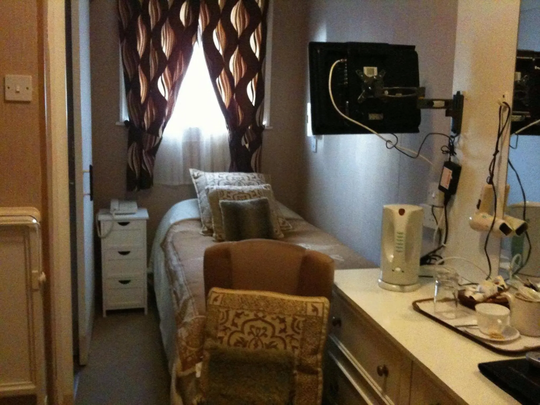 Bedroom, Bed in Balmoral Lodge Hotel